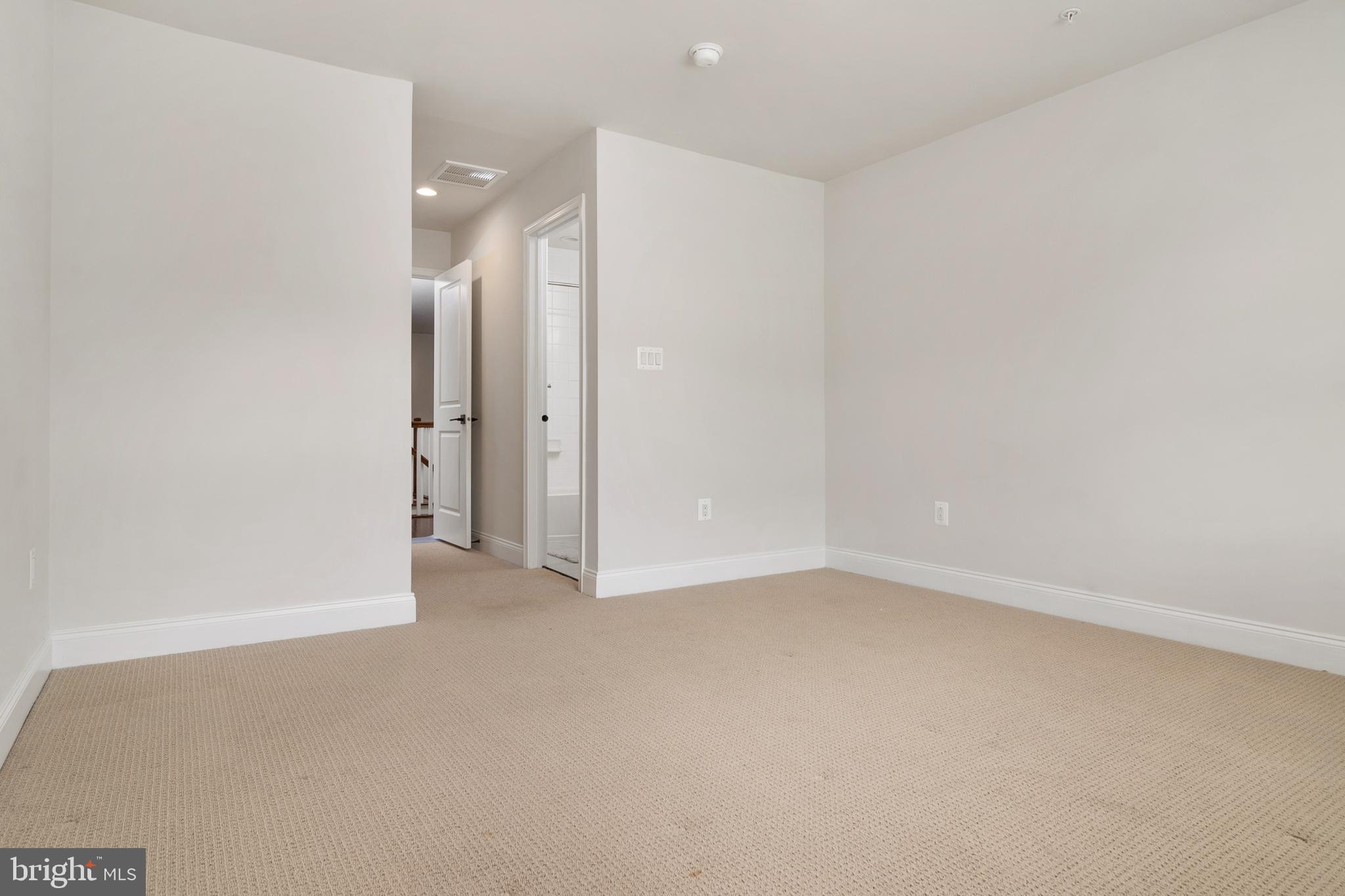 ARUNDEL FOREST - VILLAS - Residential Lease