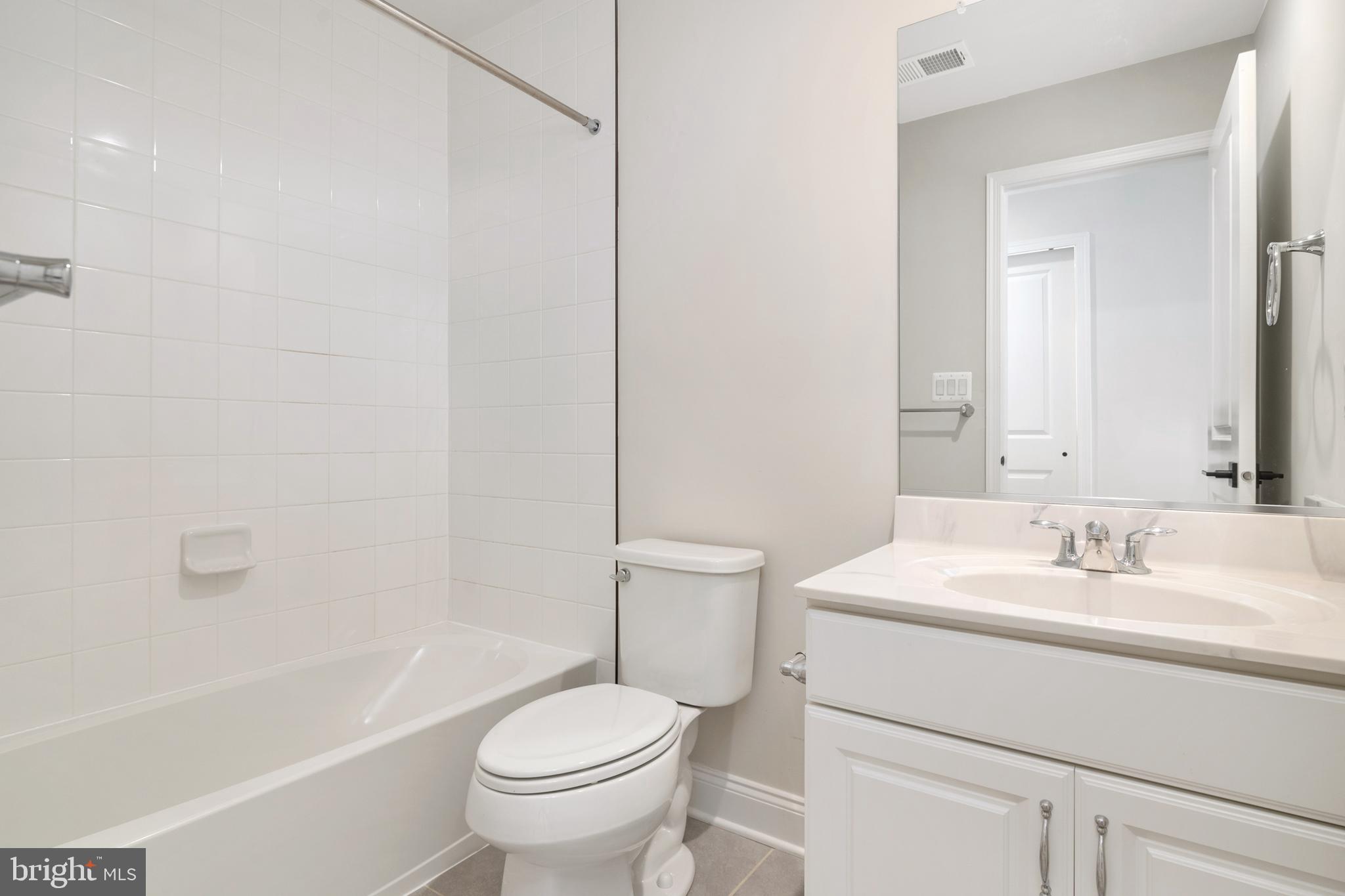 ARUNDEL FOREST - VILLAS - Residential Lease