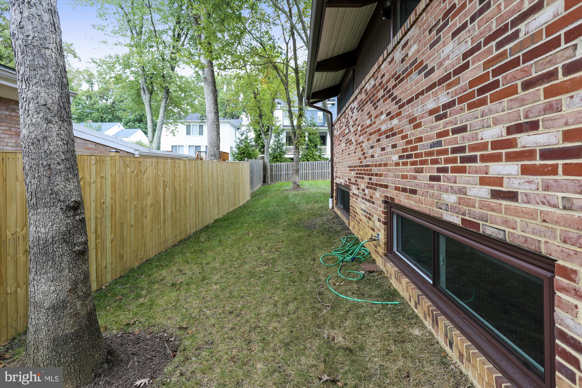 GREENWICH FOREST - Residential