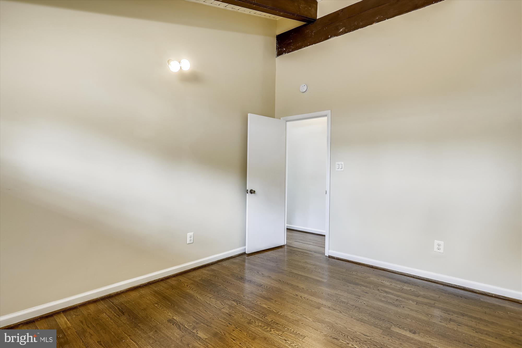 GREENWICH FOREST - Residential