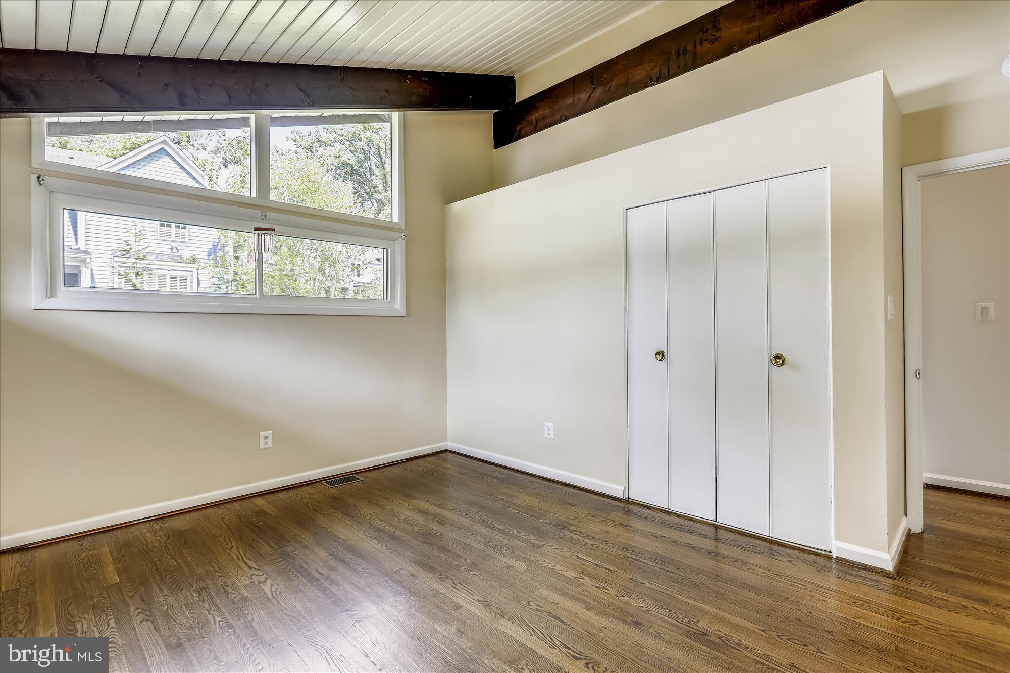 GREENWICH FOREST - Residential