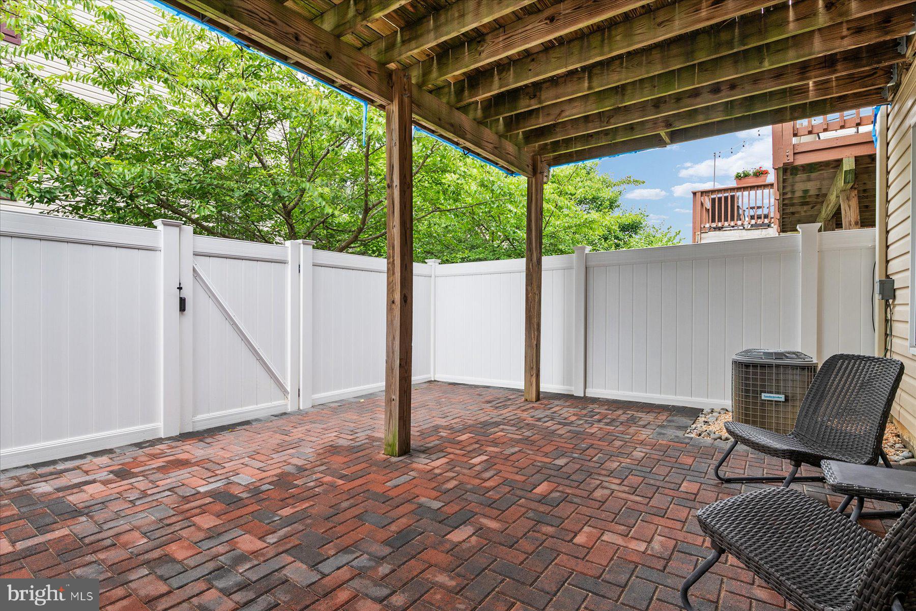 TANYARD SPRINGS - Residential