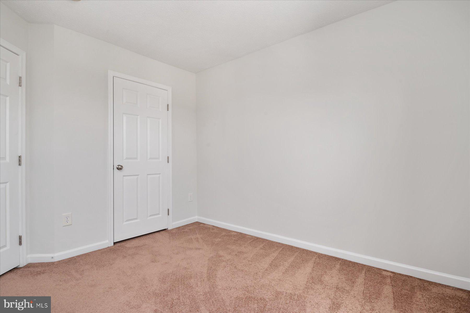 TANYARD SPRINGS - Residential