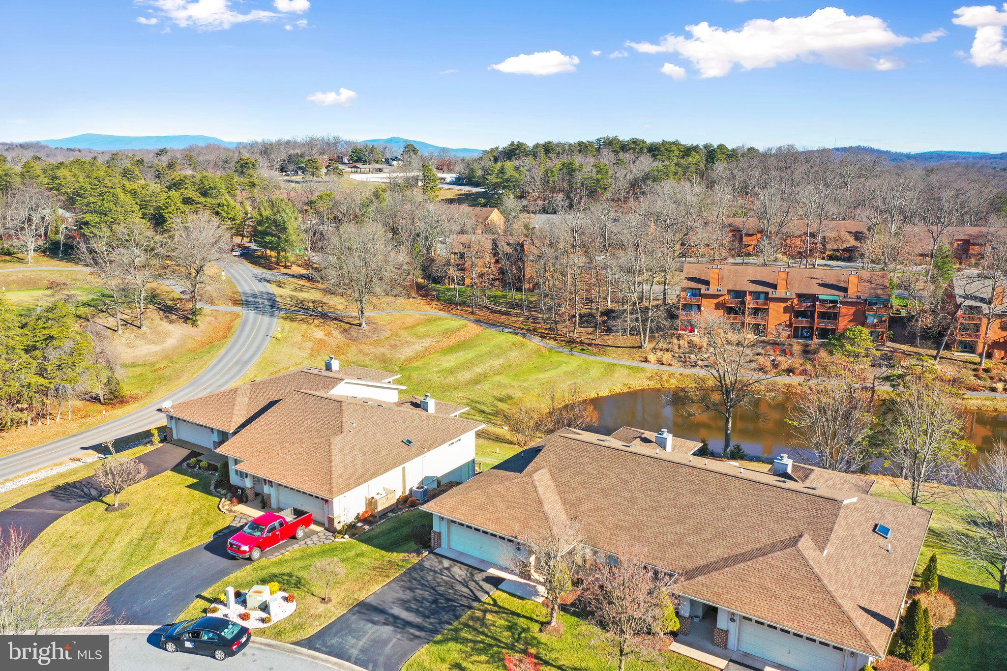 THE WOODS - Residential