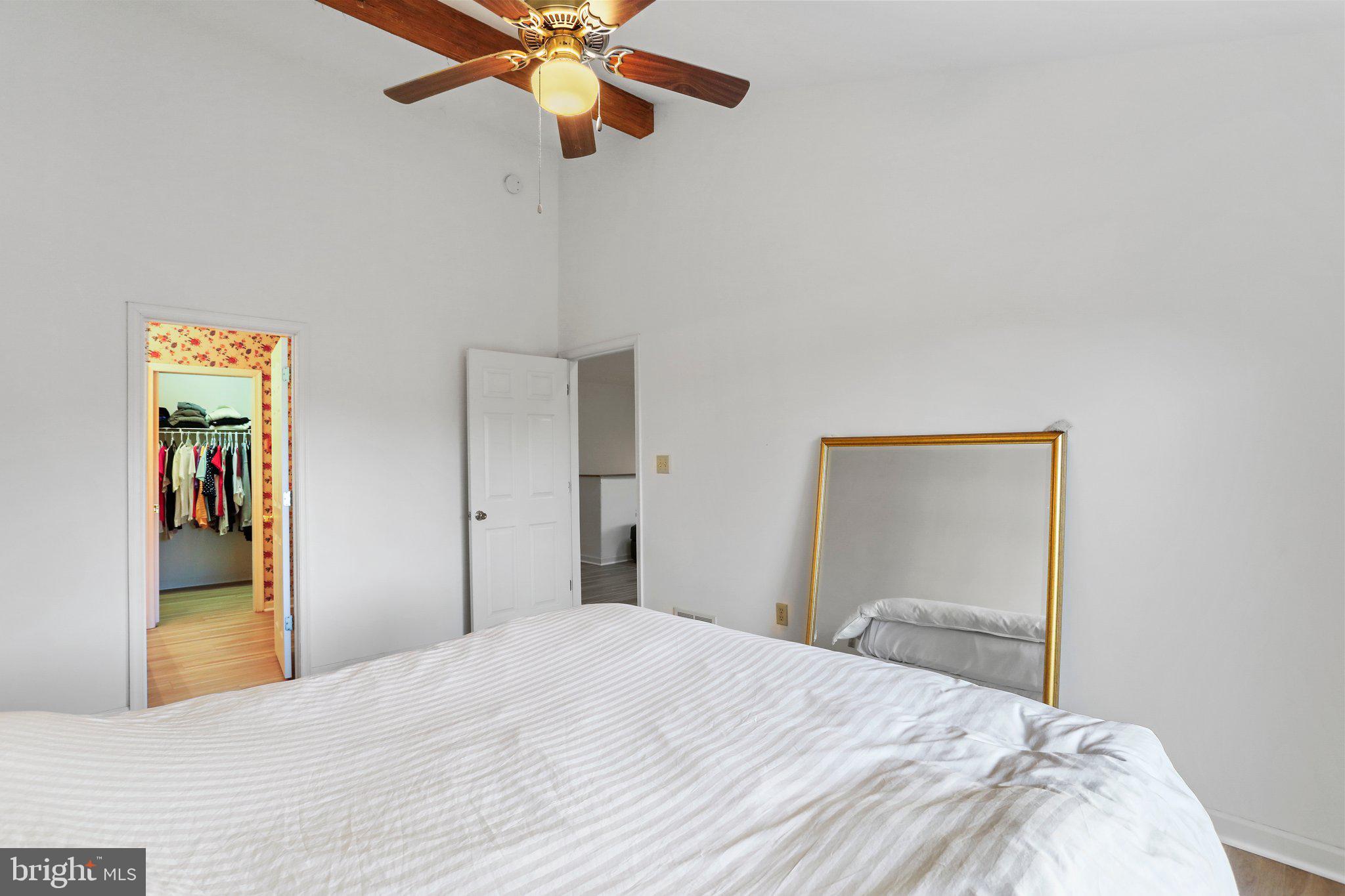 THE WOODS - Residential