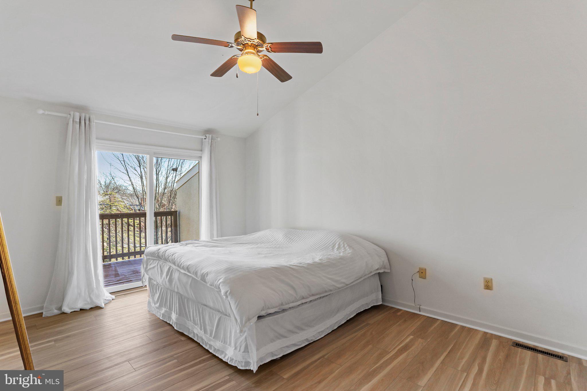 THE WOODS - Residential