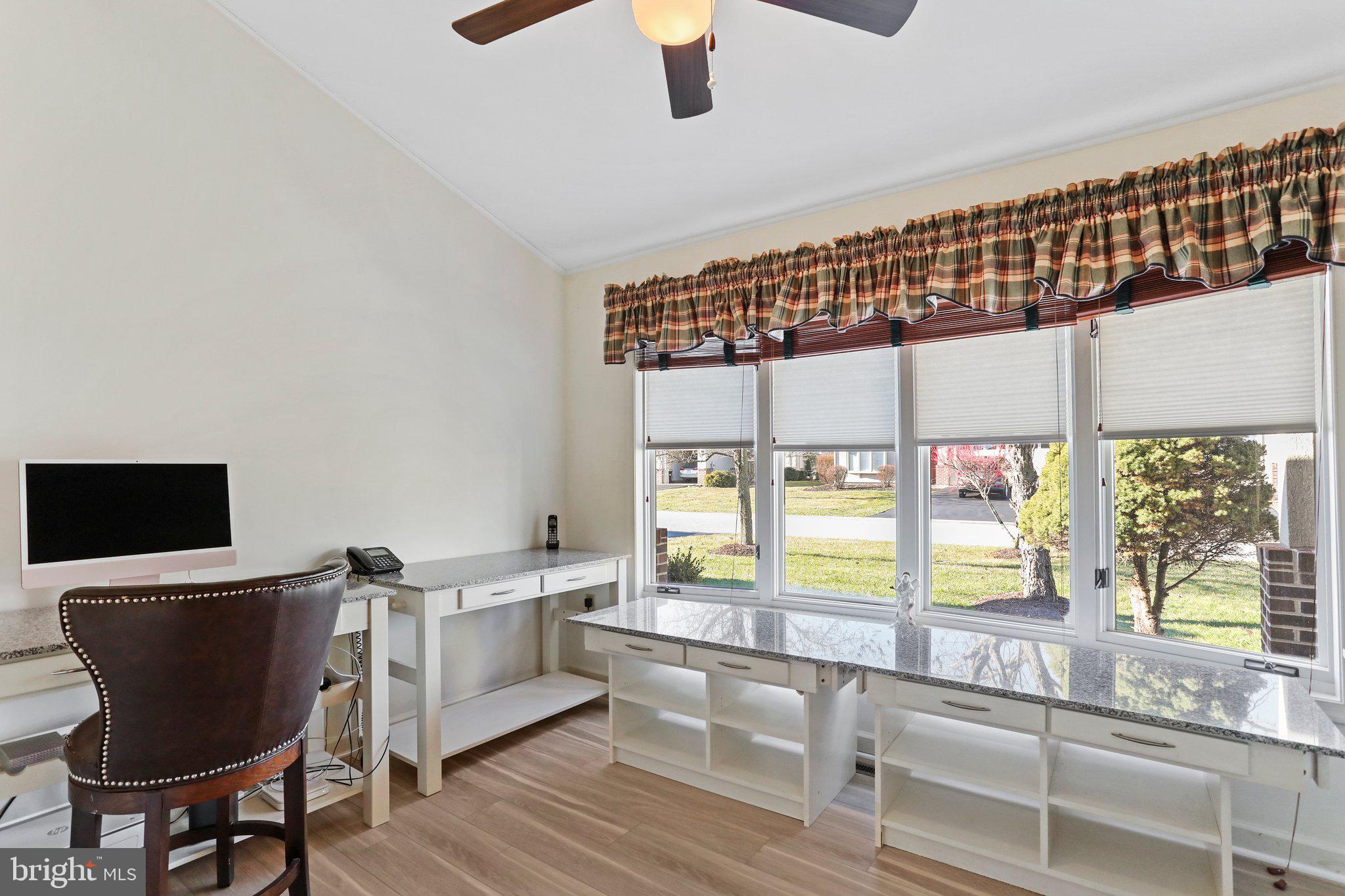 THE WOODS - Residential