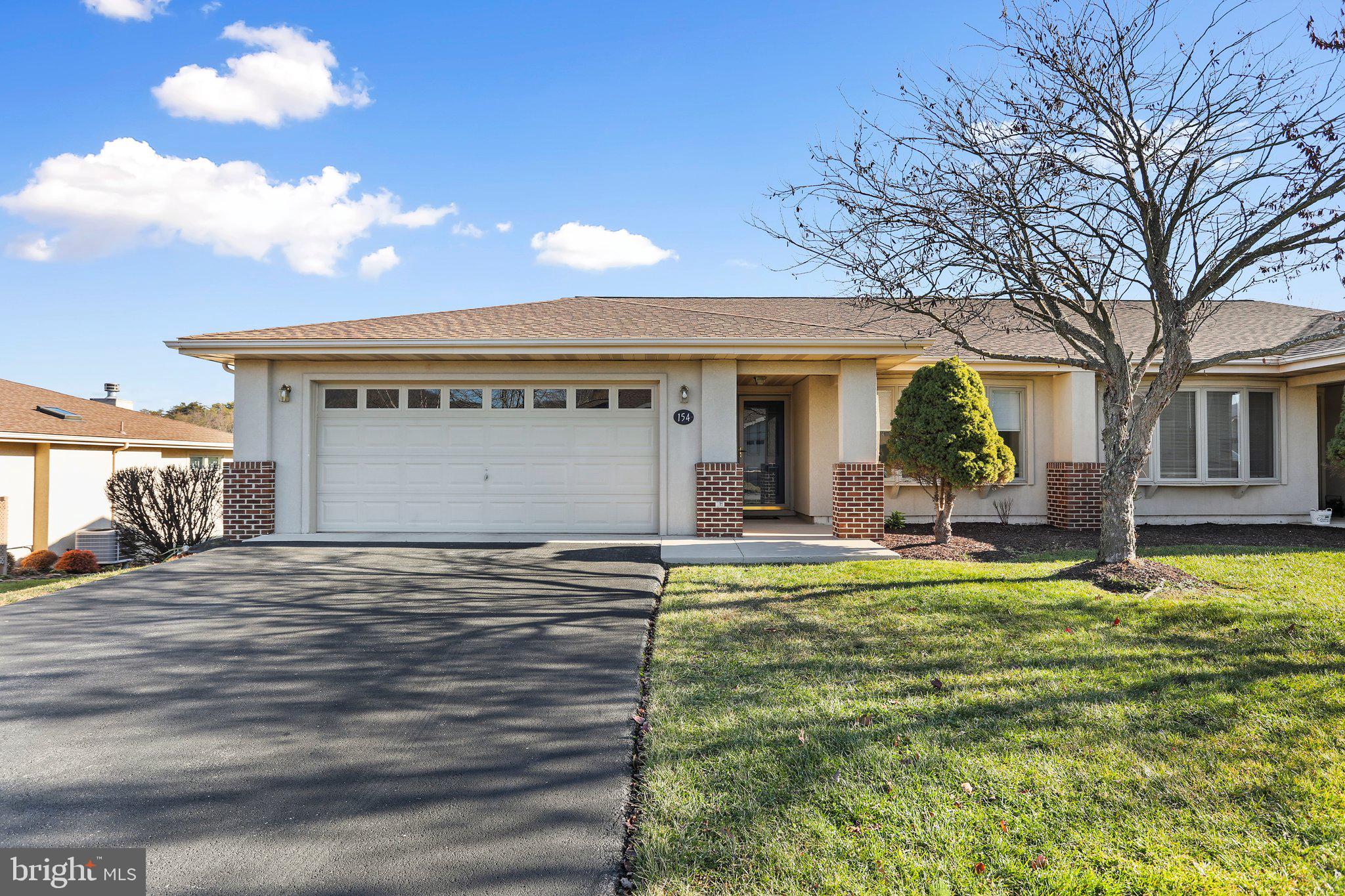 THE WOODS - Residential