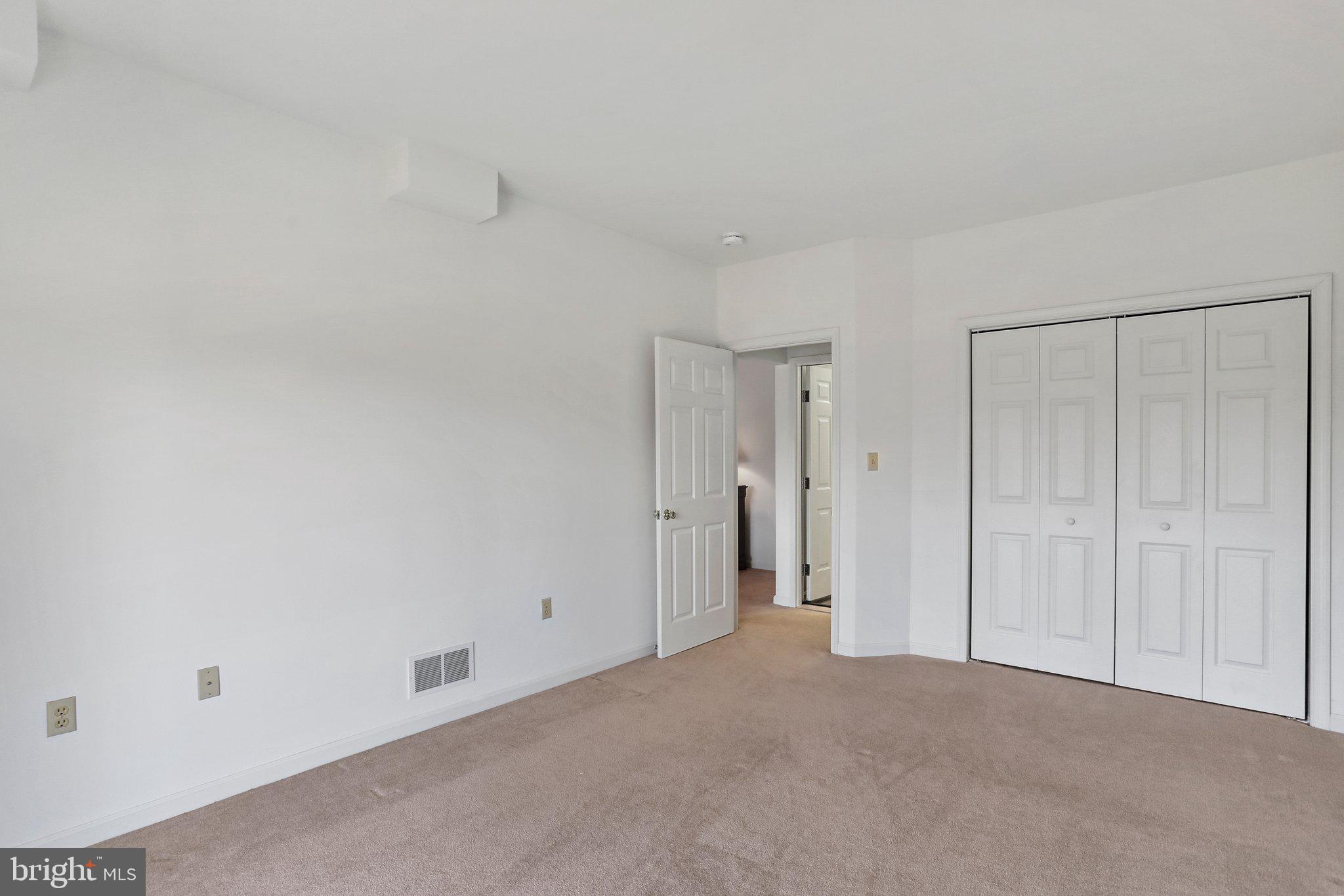 THE WOODS - Residential