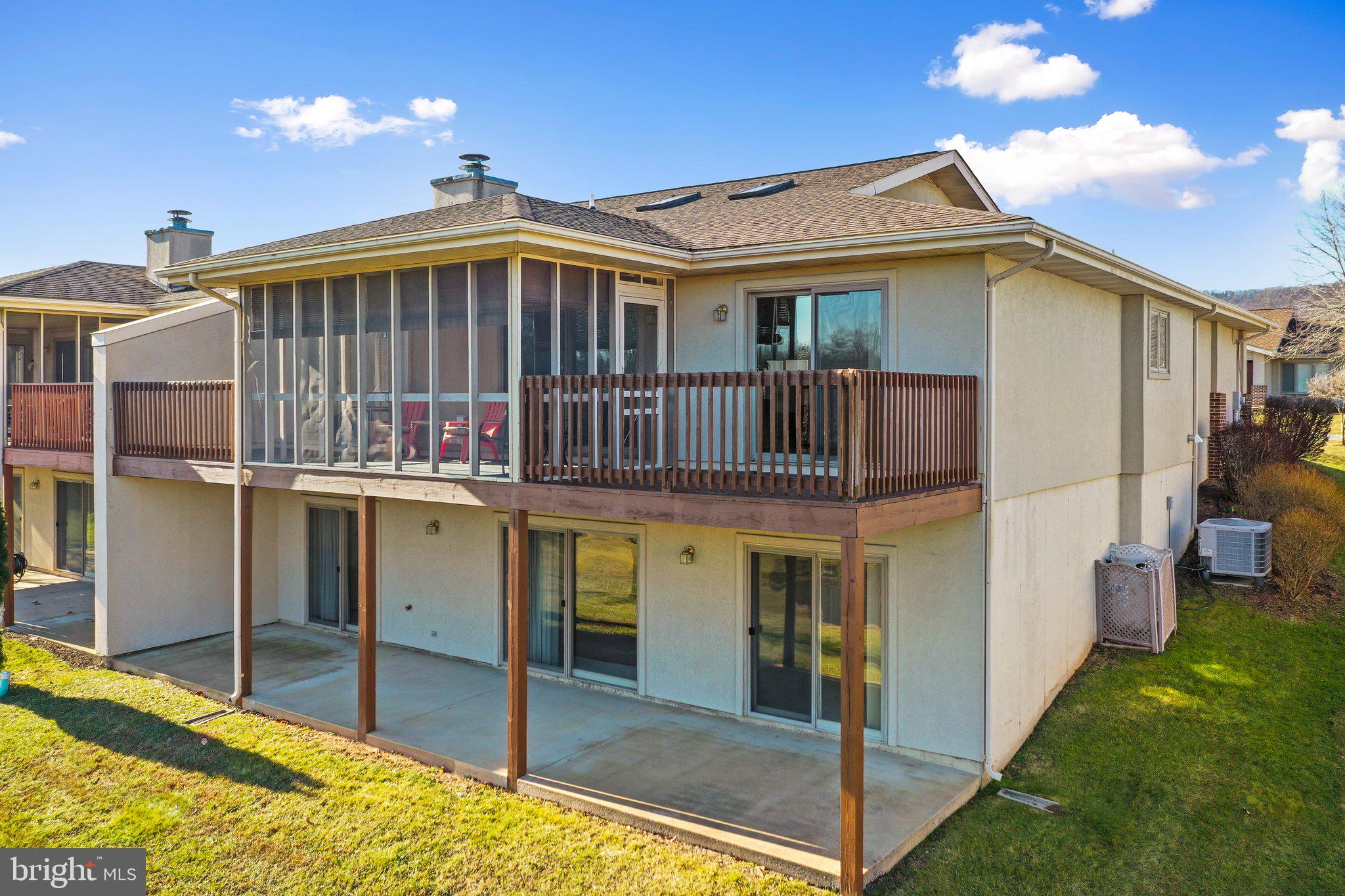 THE WOODS - Residential