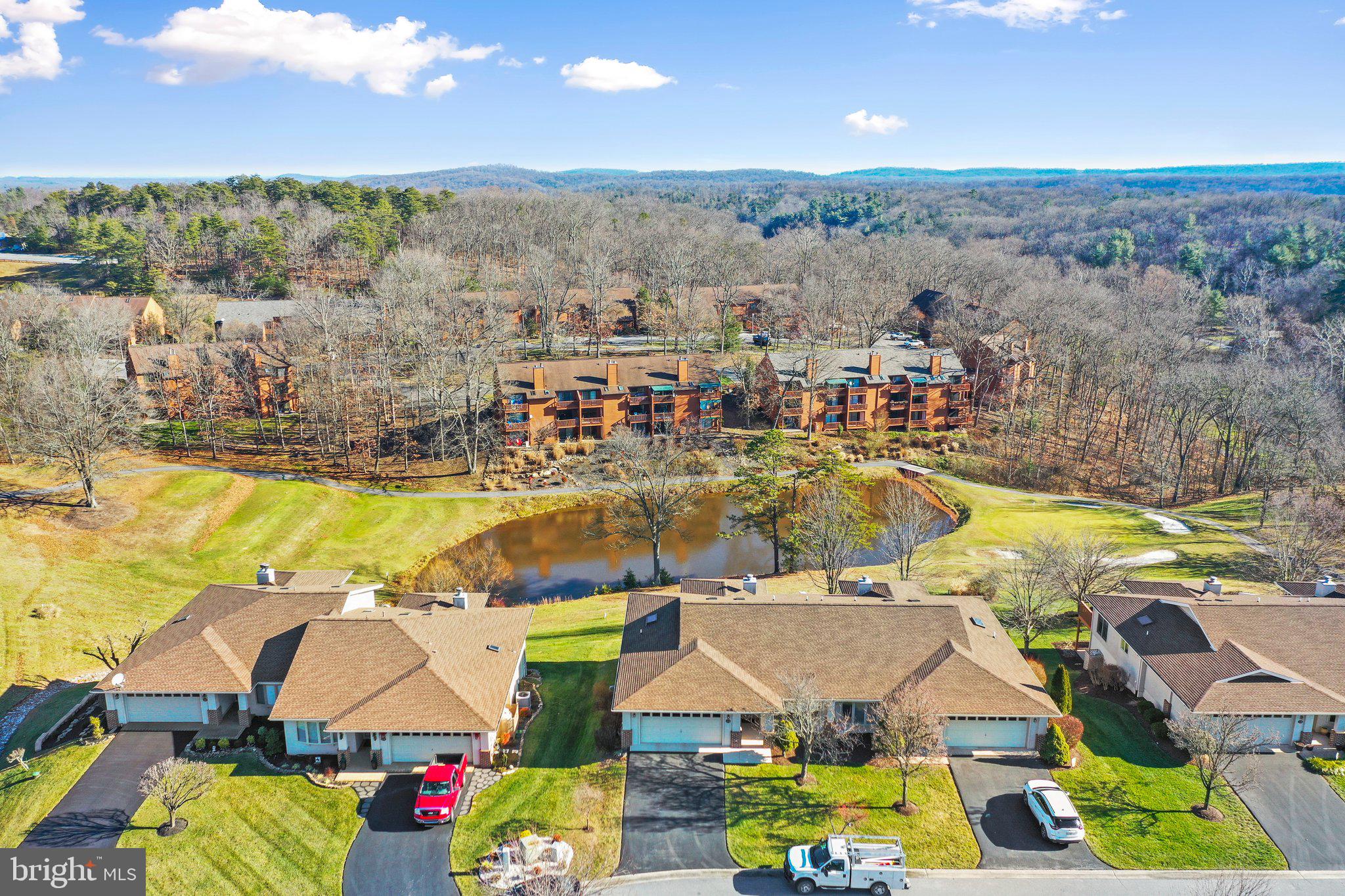 THE WOODS - Residential