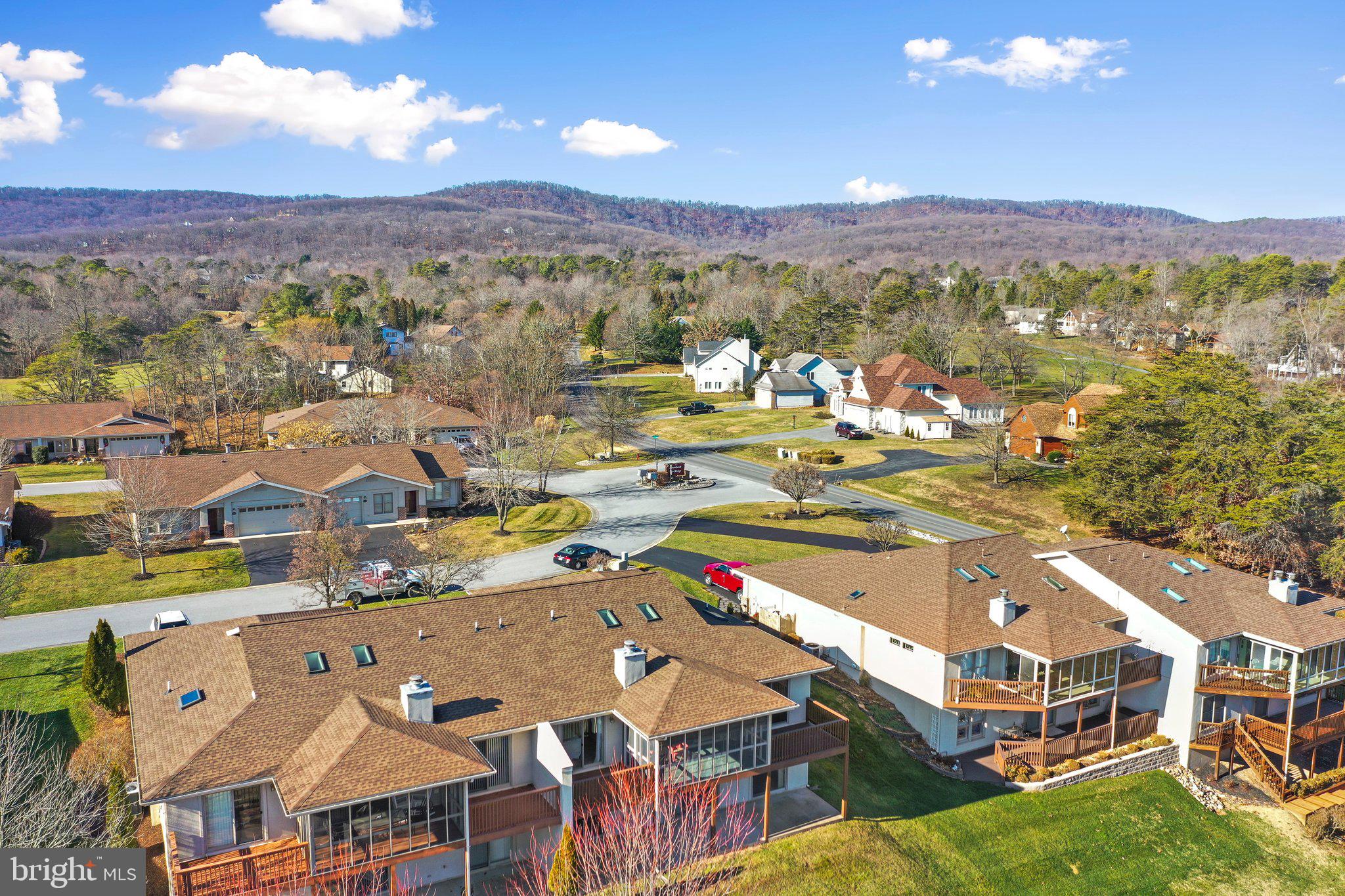 THE WOODS - Residential