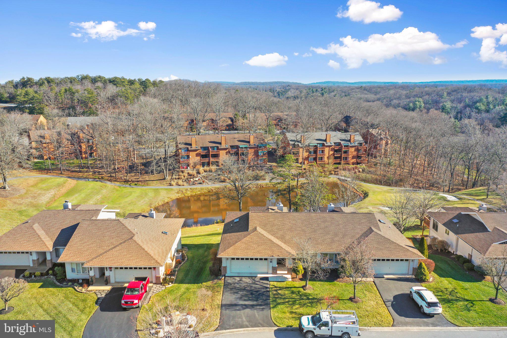 THE WOODS - Residential