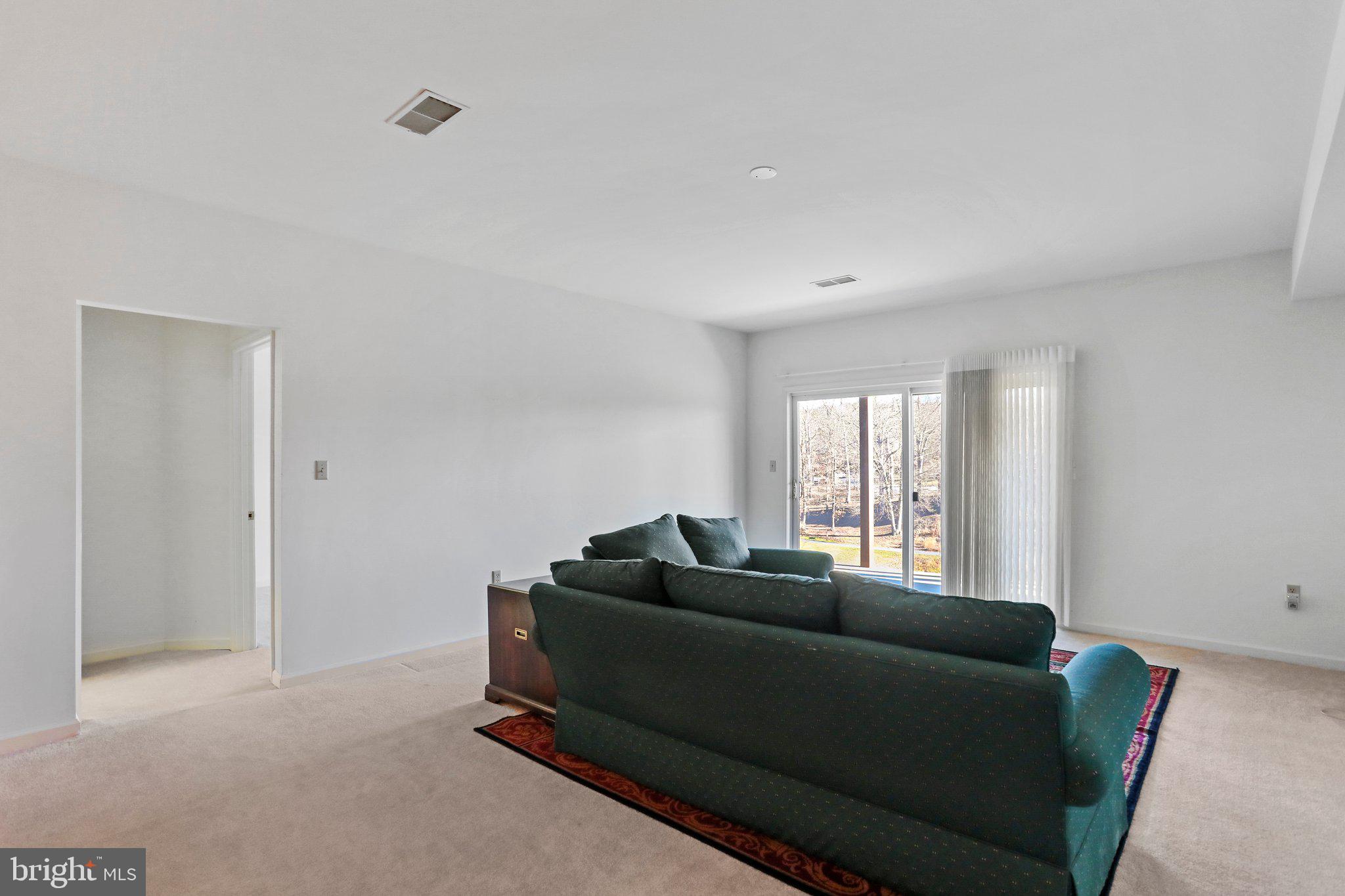 THE WOODS - Residential