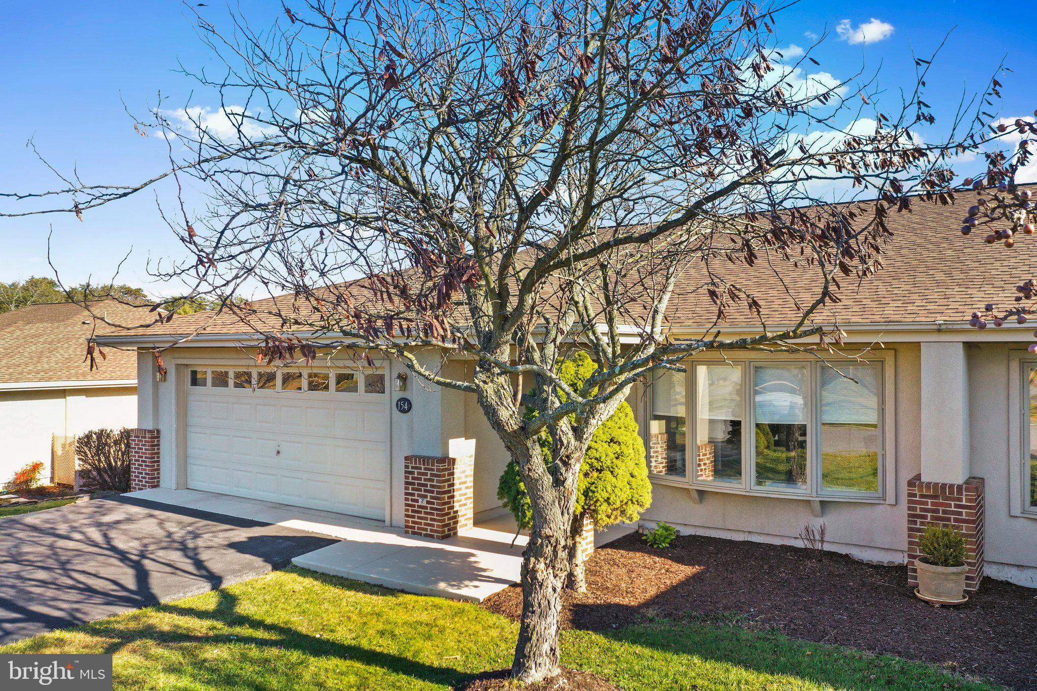 THE WOODS - Residential