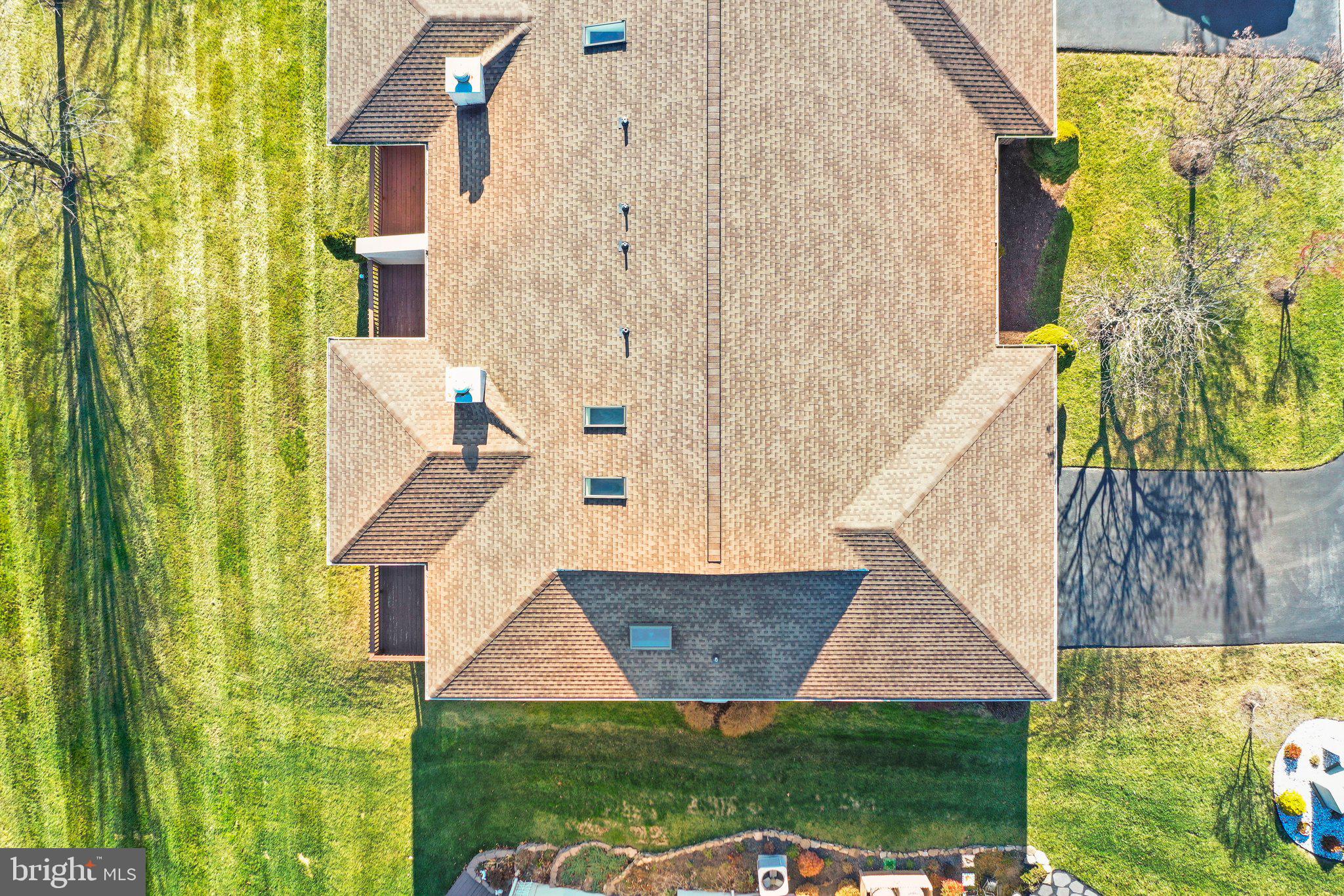 THE WOODS - Residential