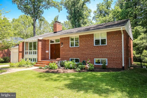 Homes For Rent - 8401 Beech Tree Road<br/> BETHESDA, MD 20817