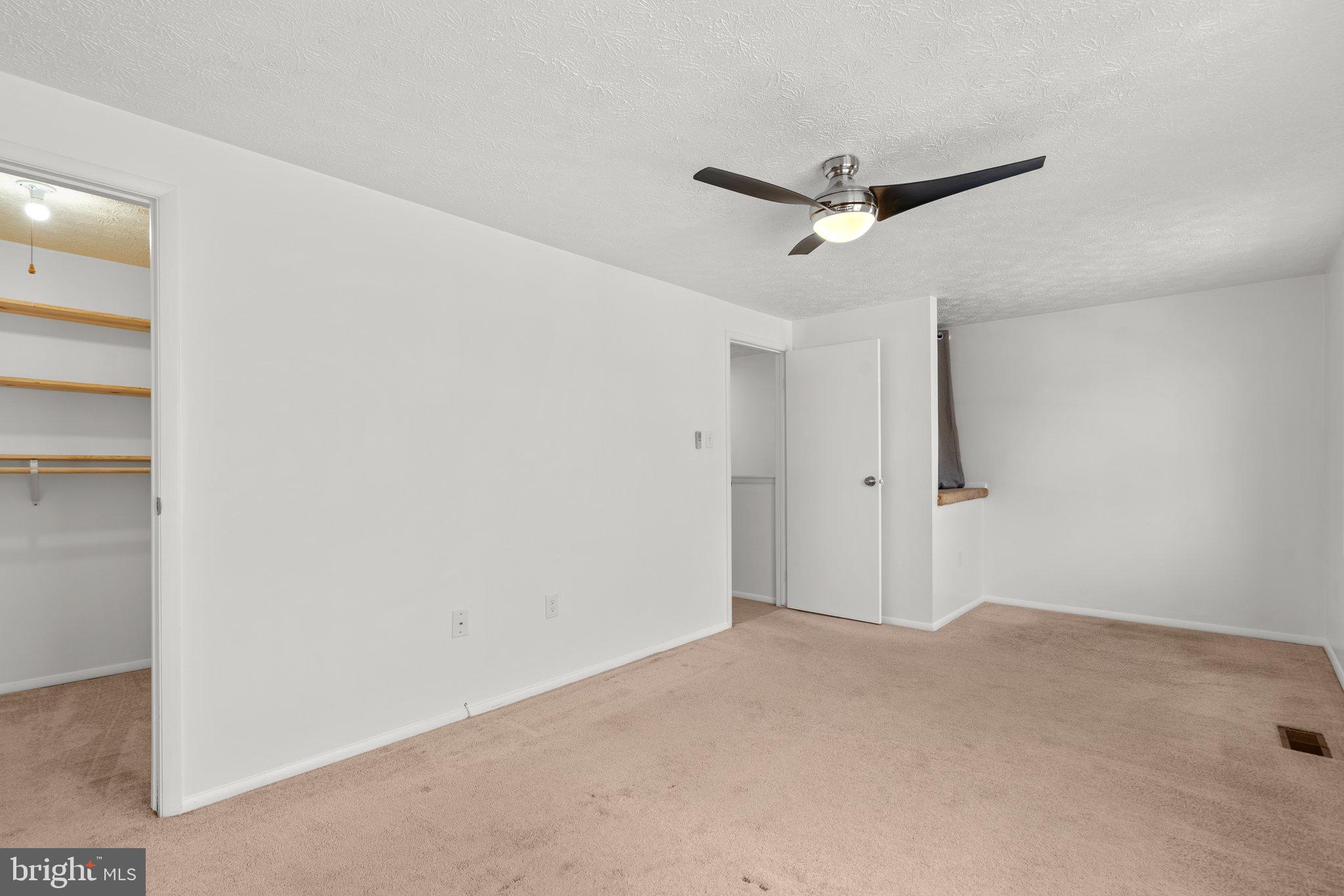 LEISHEAR VILLAGE - Residential