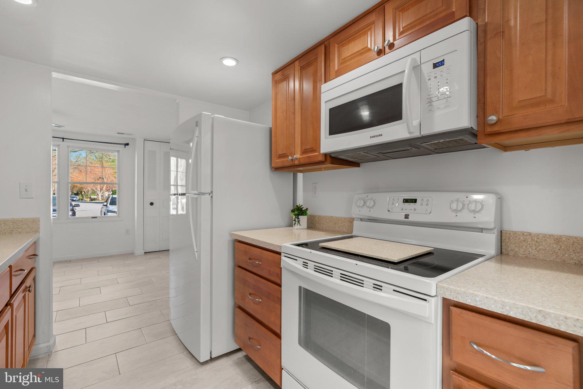 LEISHEAR VILLAGE - Residential