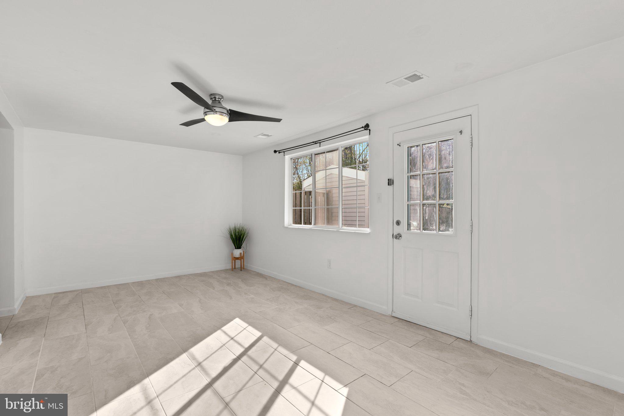 LEISHEAR VILLAGE - Residential