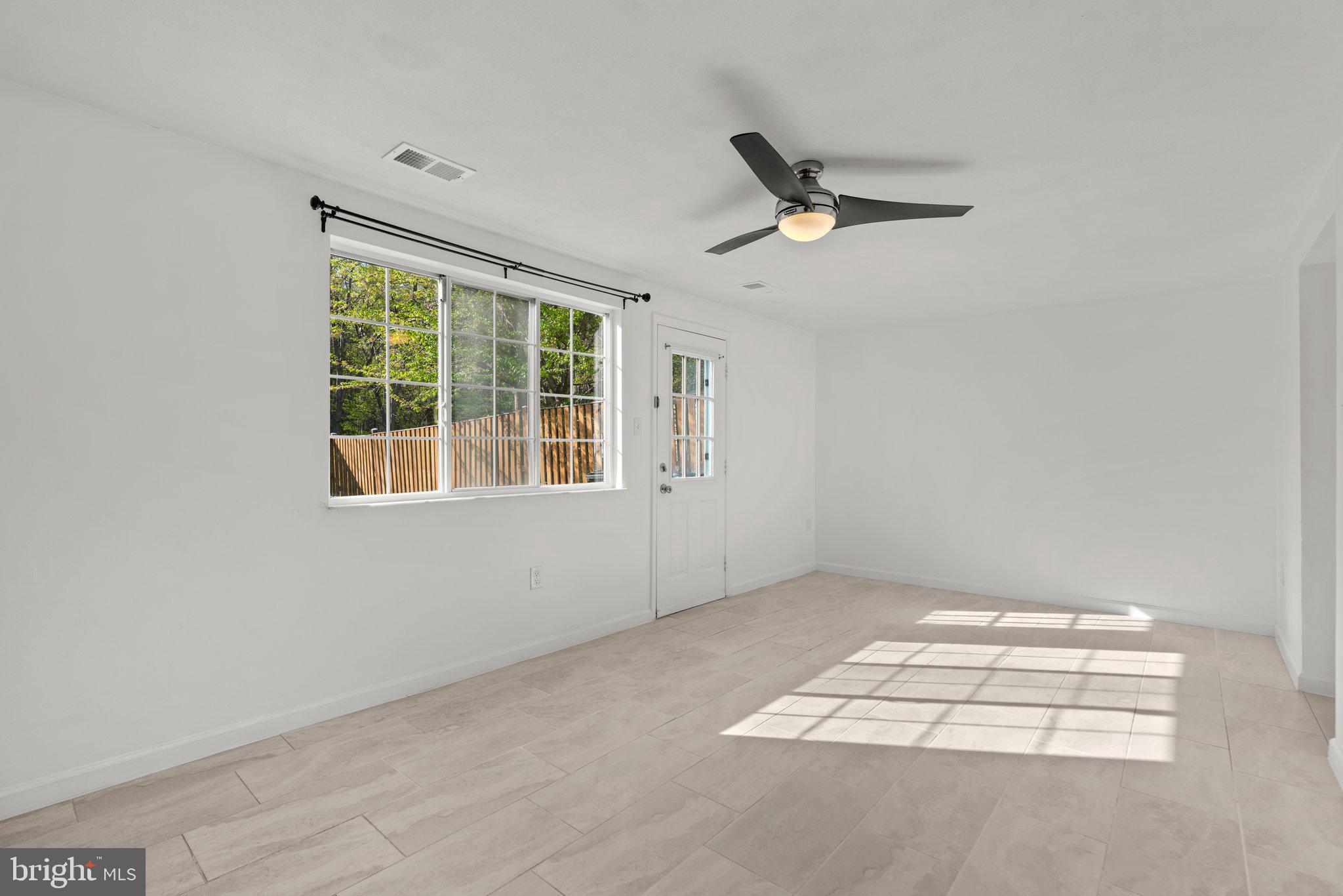 LEISHEAR VILLAGE - Residential