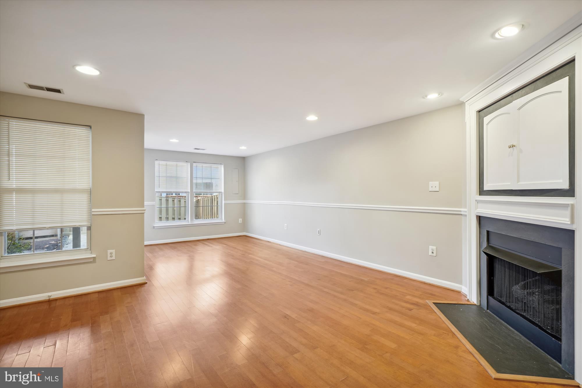 DOMINION STATION - Residential Lease