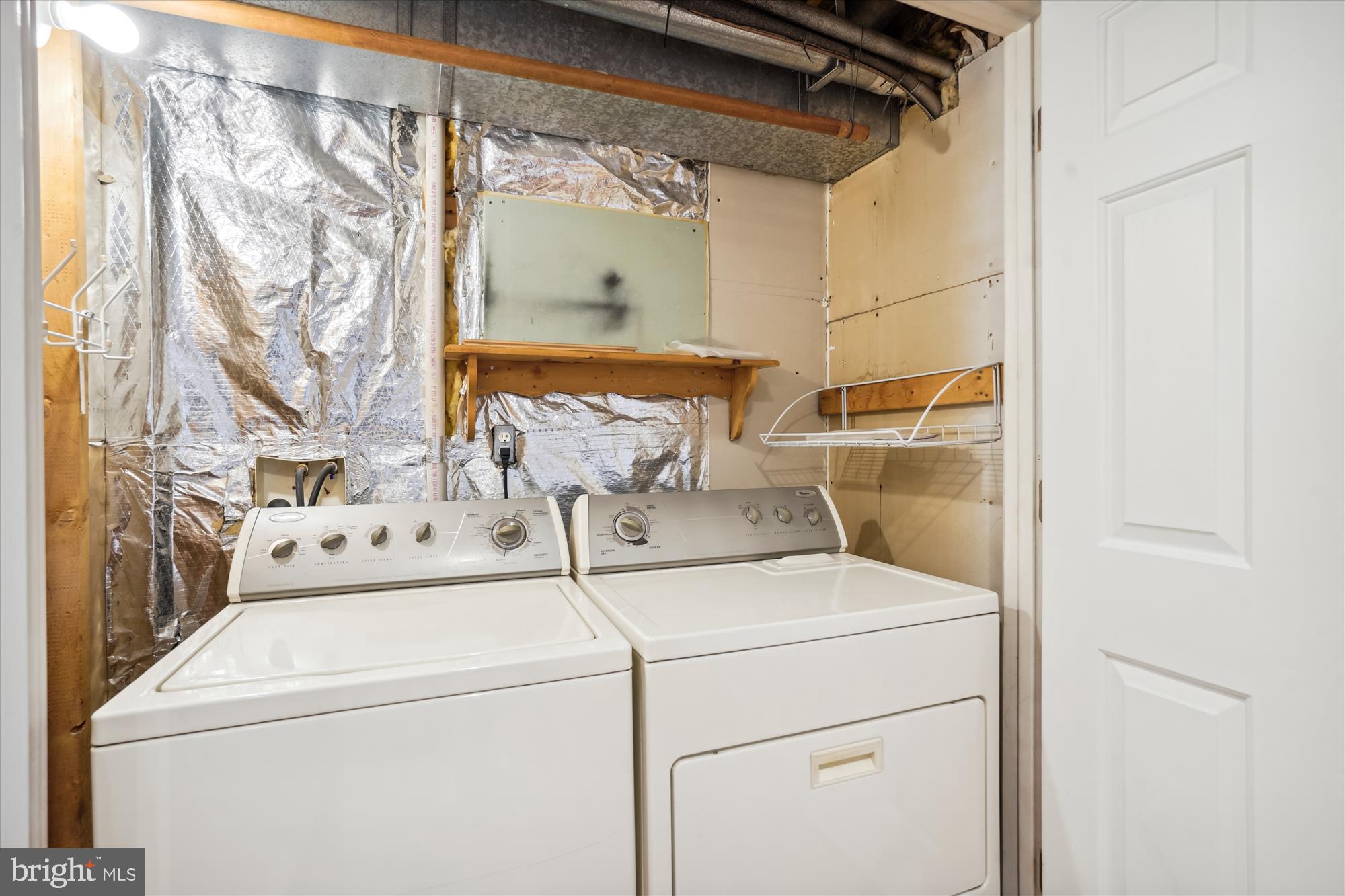 DOMINION STATION - Residential Lease