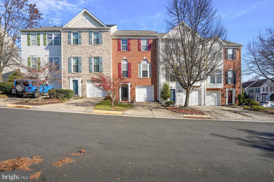 Large and Bright 3-Level Townhouse with 1-Car Garage in Sterling, VA. 3 bedrooms and 2.5.5 Bathrooms. Recently fully painted and new blinds through out the house. Harwood floors through out. Main level powder room. Huge Primary En-suite bedroom with ceiling fan, primary bathroom with dual sink and separate tub. All upper bedrooms with ceiling fan. Lower level features a recreation room with fireplace and a powder room and walks out to the patio. Trash included with rent. Available 08/28/2023.