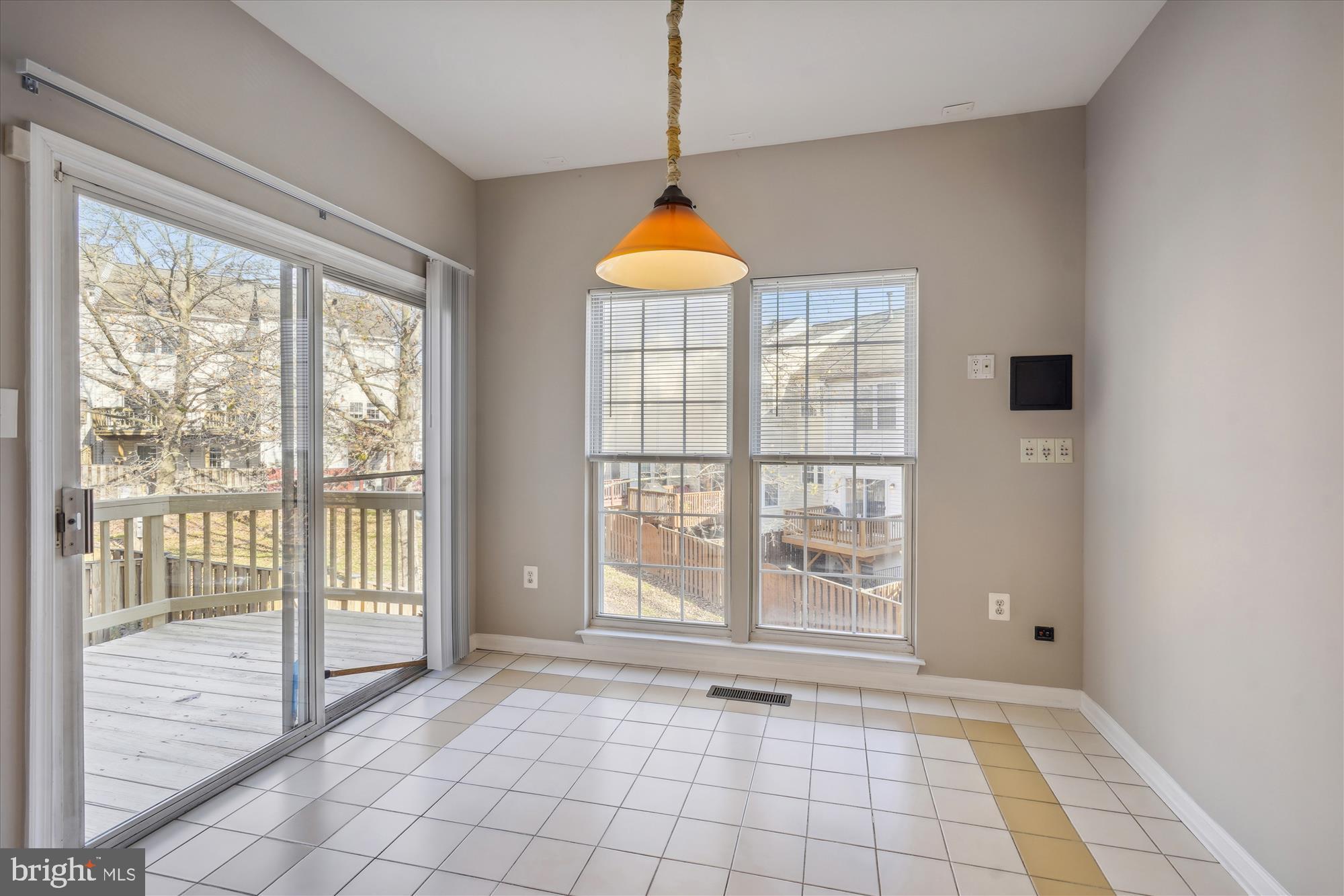 DOMINION STATION - Residential Lease