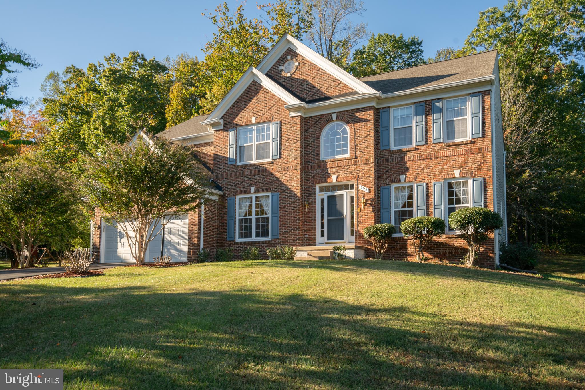 7754 GLADE COURT