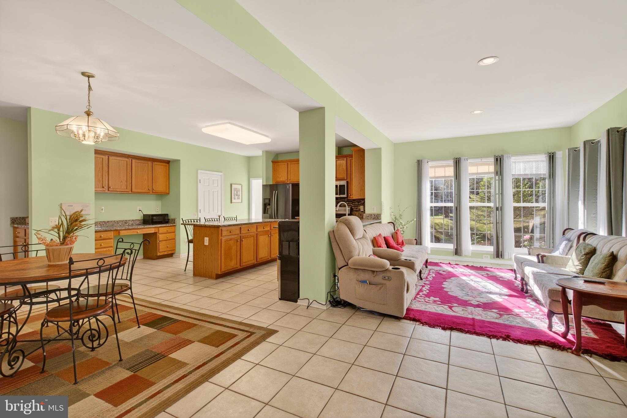 VISTA BROOKE - Residential