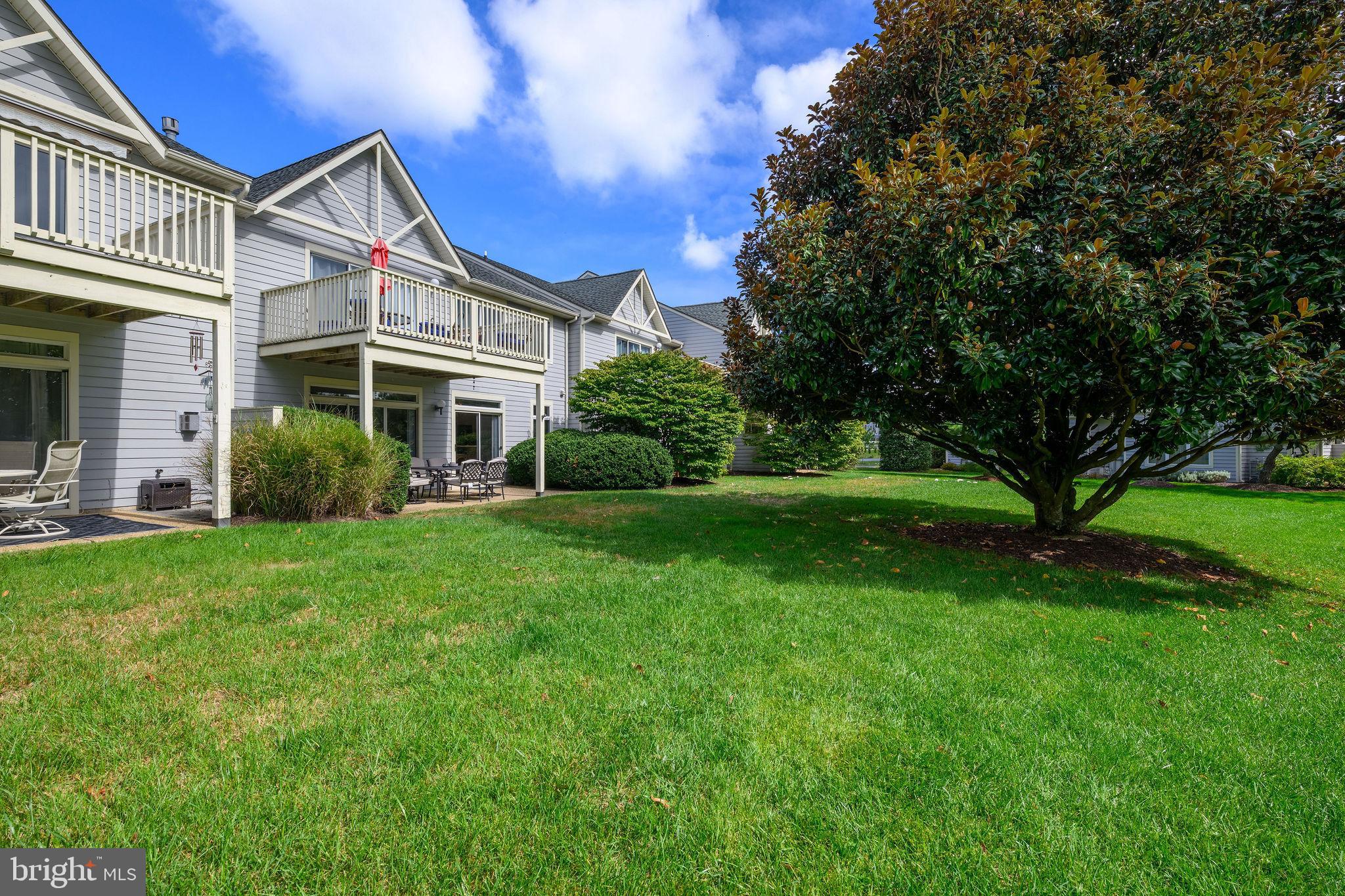 SPRING LAKE - Residential