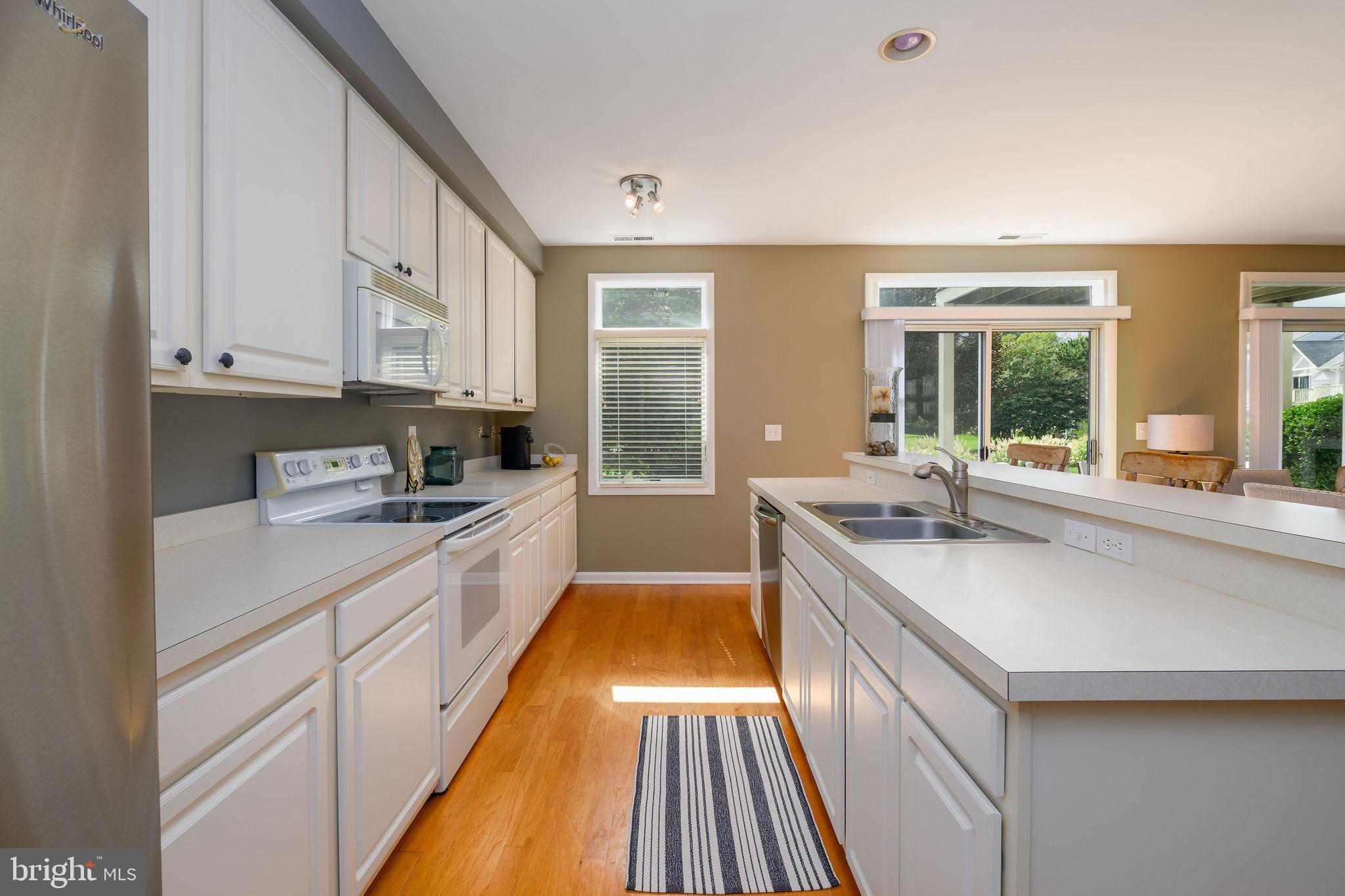 SPRING LAKE - Residential