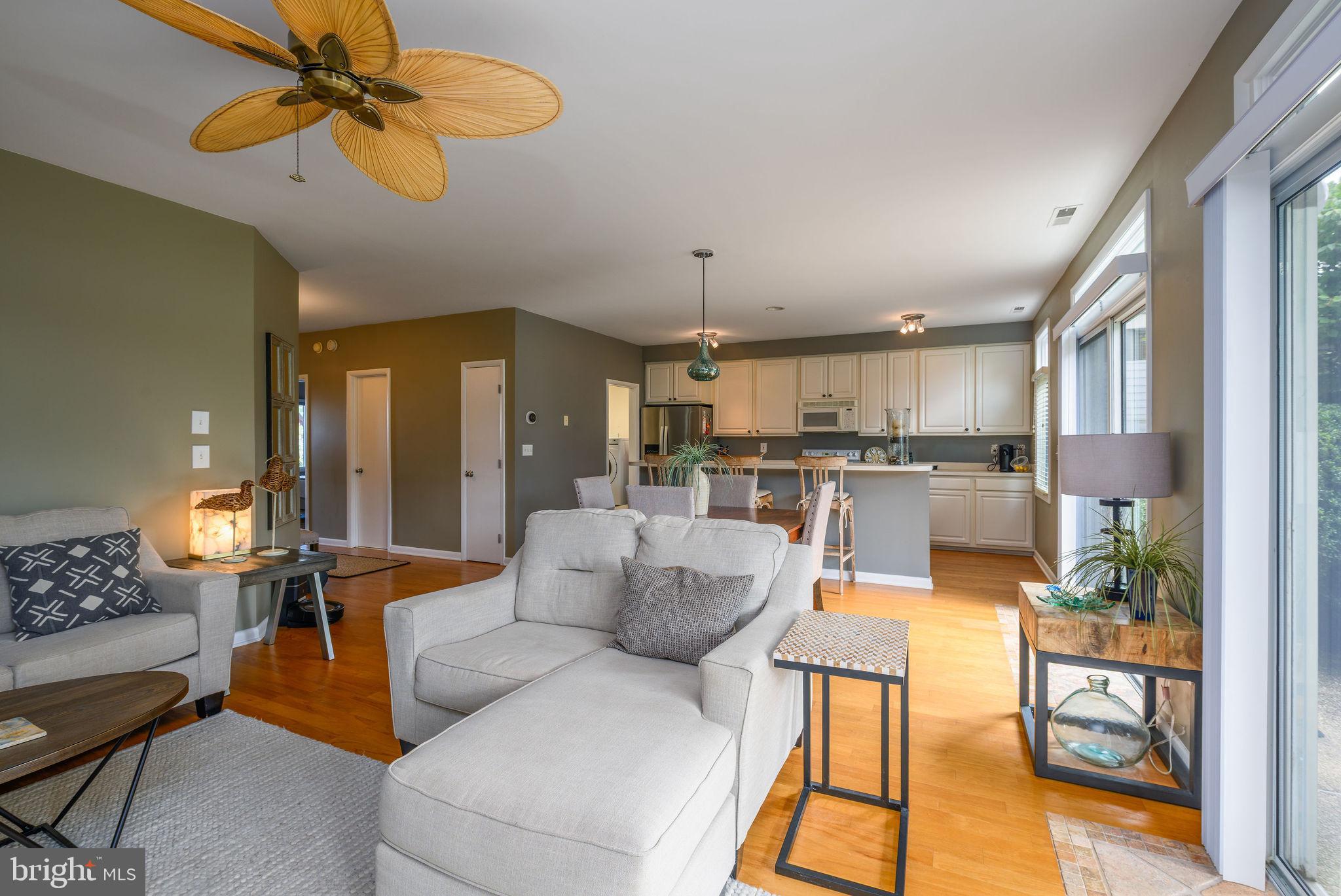 SPRING LAKE - Residential