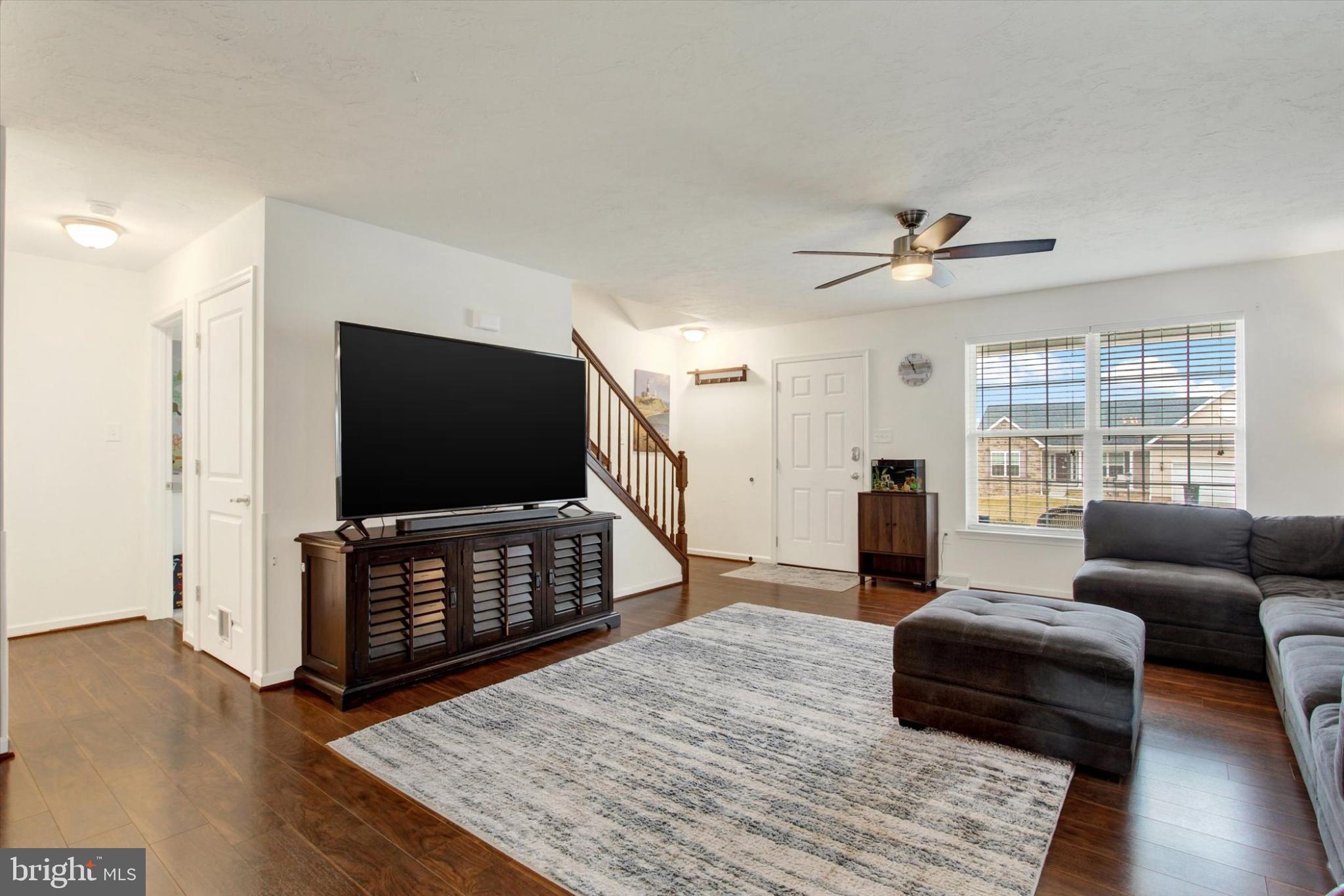 WHISPER RUN - Residential