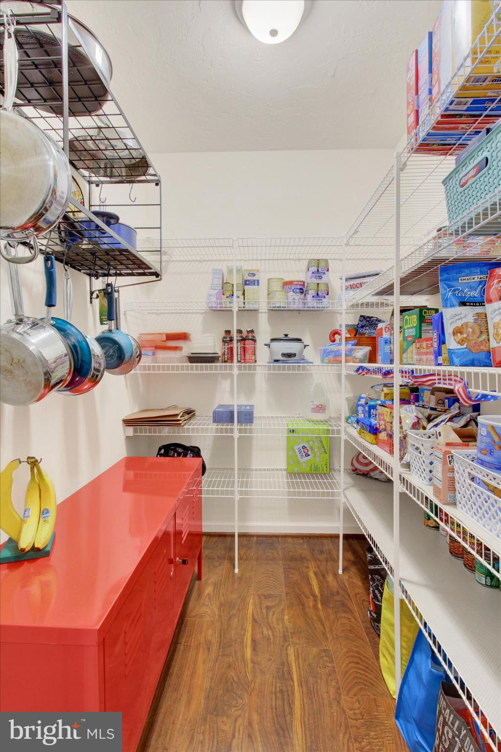 WHISPER RUN - Residential