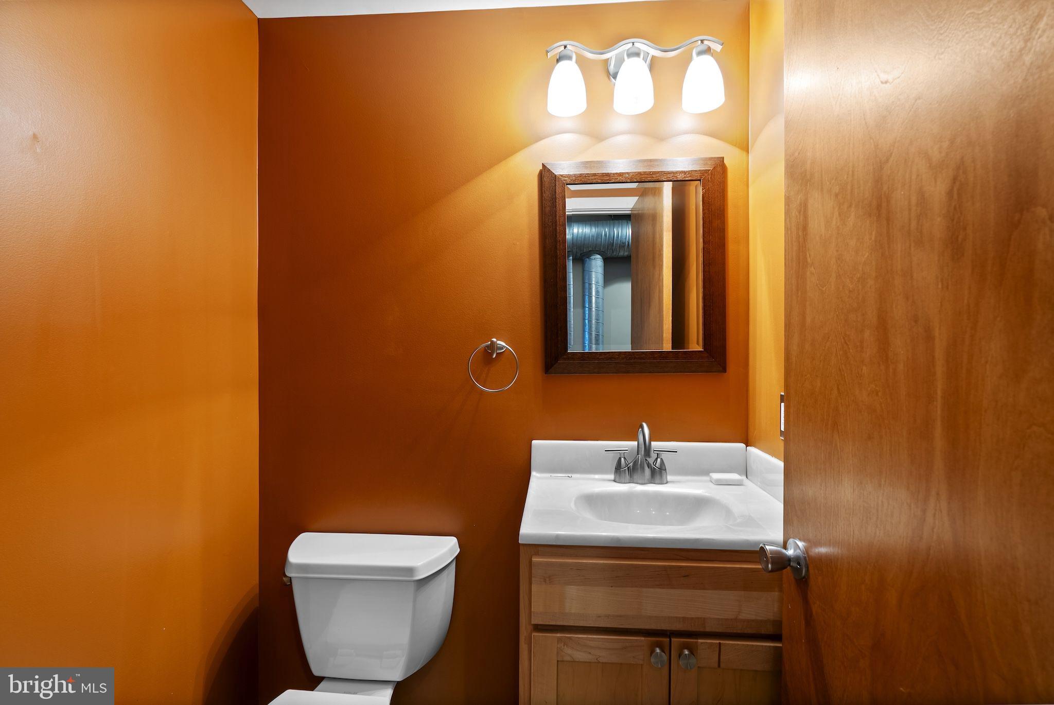 LOCUST POINT - Residential