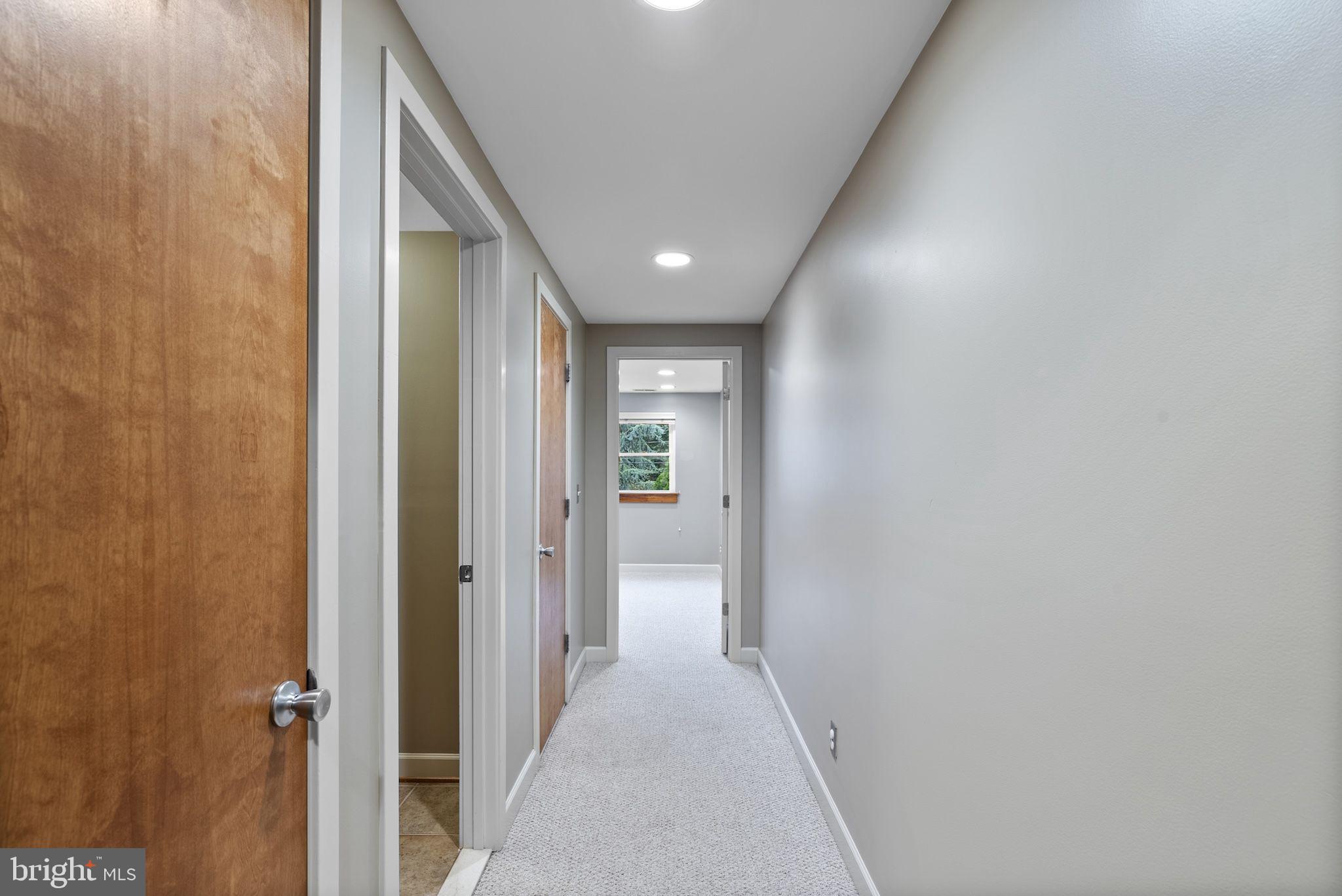 LOCUST POINT - Residential