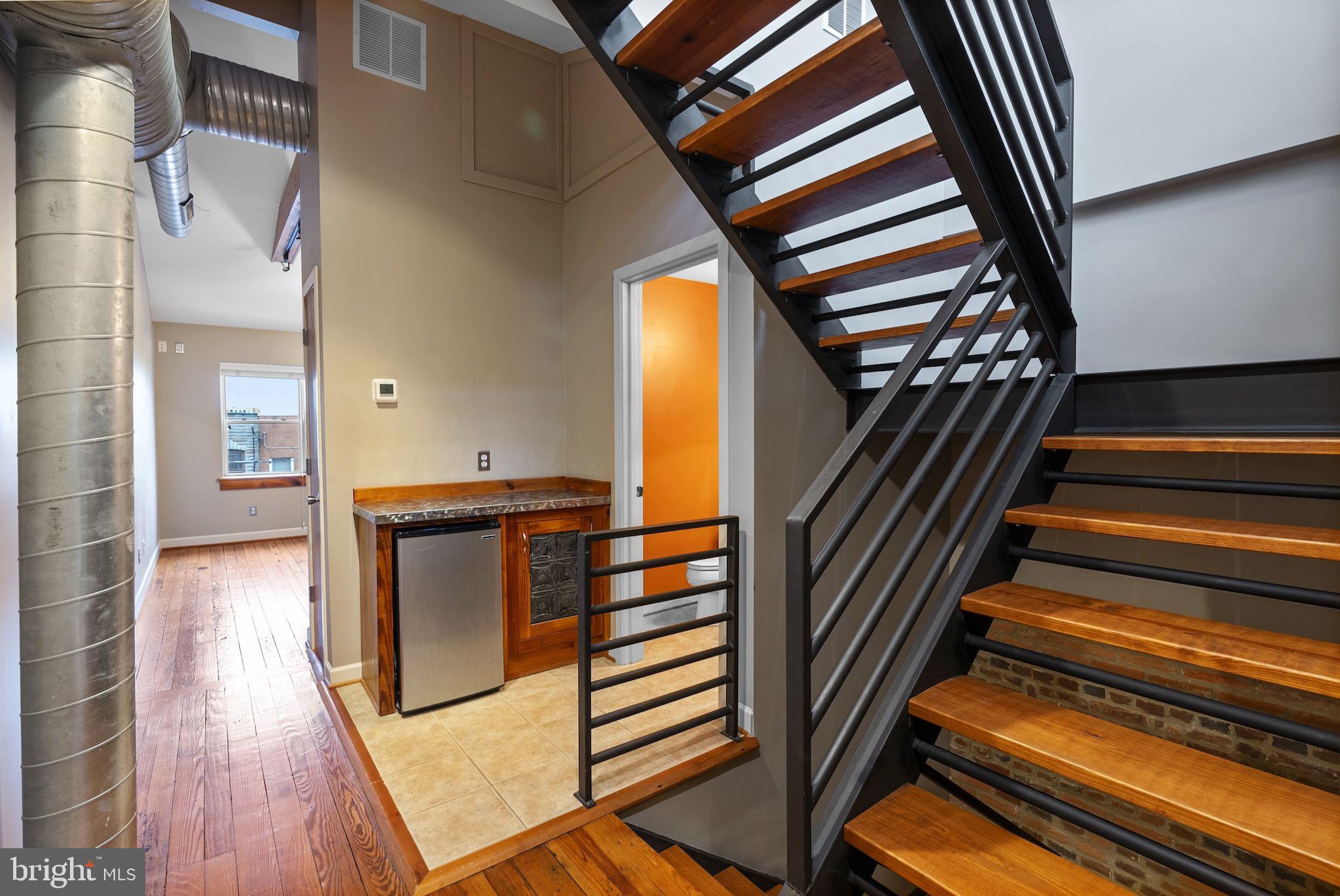 LOCUST POINT - Residential