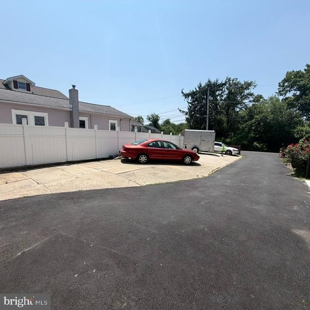 1183 LOWELL AVENUE