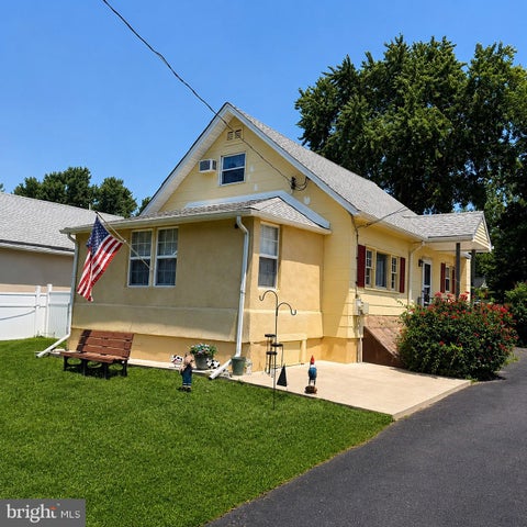Homes For Sale - 1183 Lowell Avenue<br/> BENSALEM, PA 19020