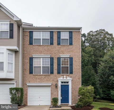 Photo of 8421 Gauntlet Place, WHITE PLAINS, MD 20695 (MLS # MDCH2052986)