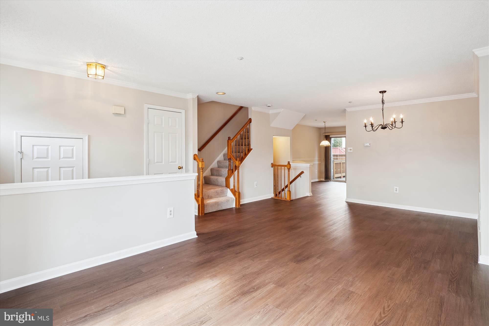 LONGMEAD - Residential