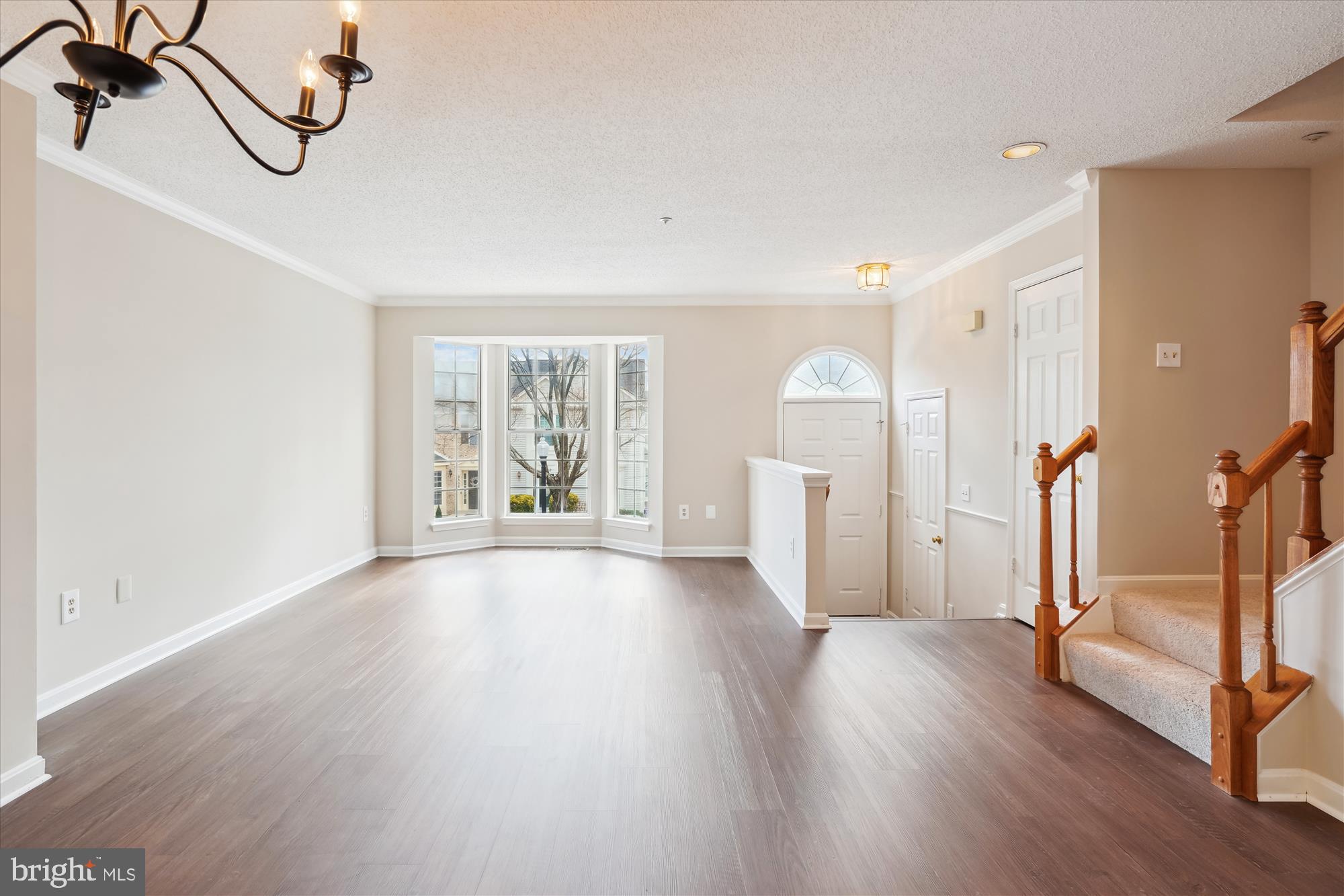 LONGMEAD - Residential