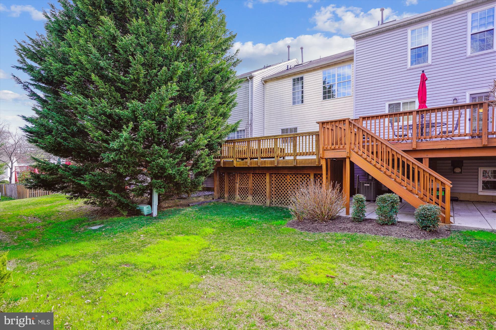 LONGMEAD - Residential