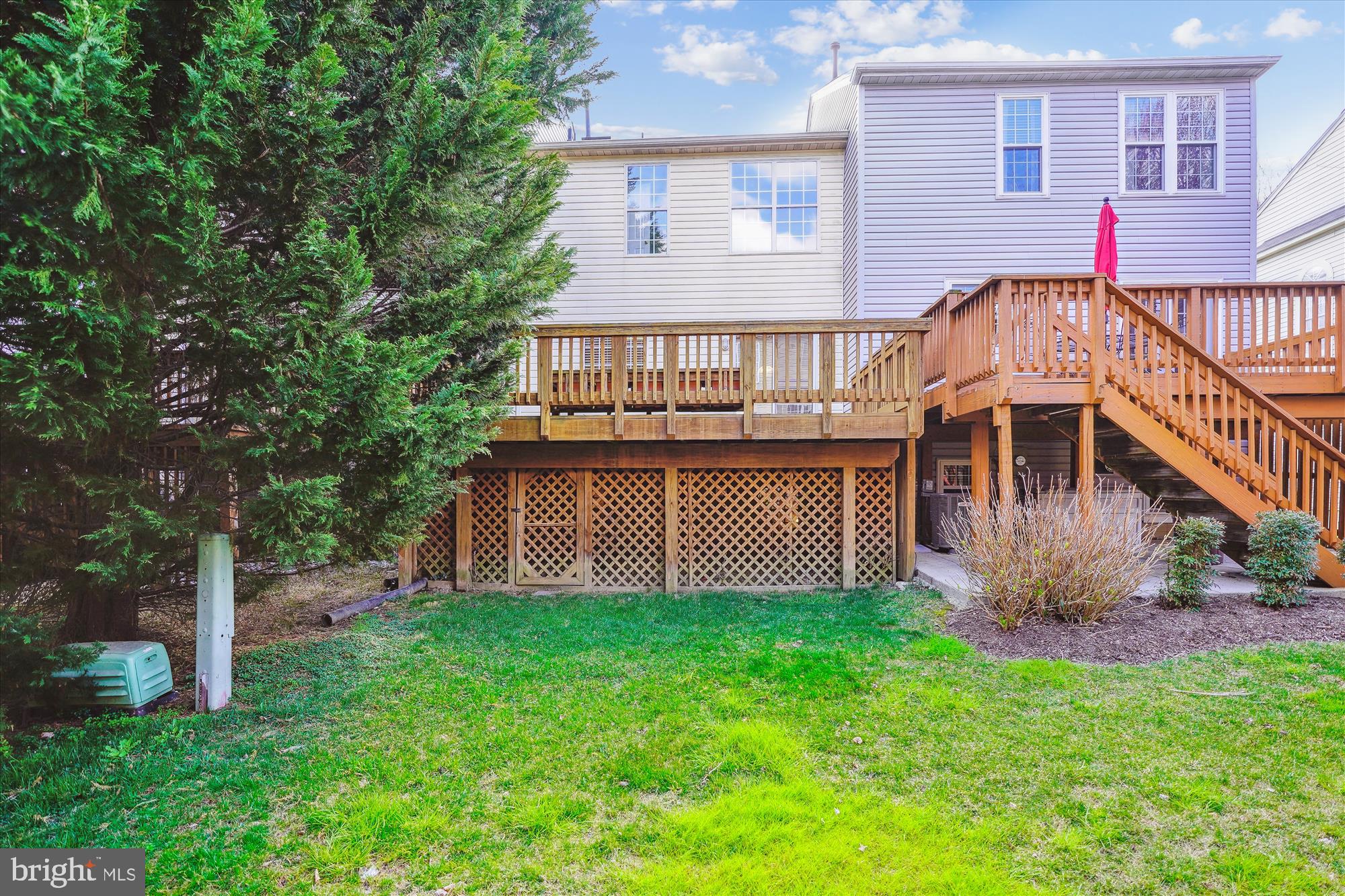 LONGMEAD - Residential