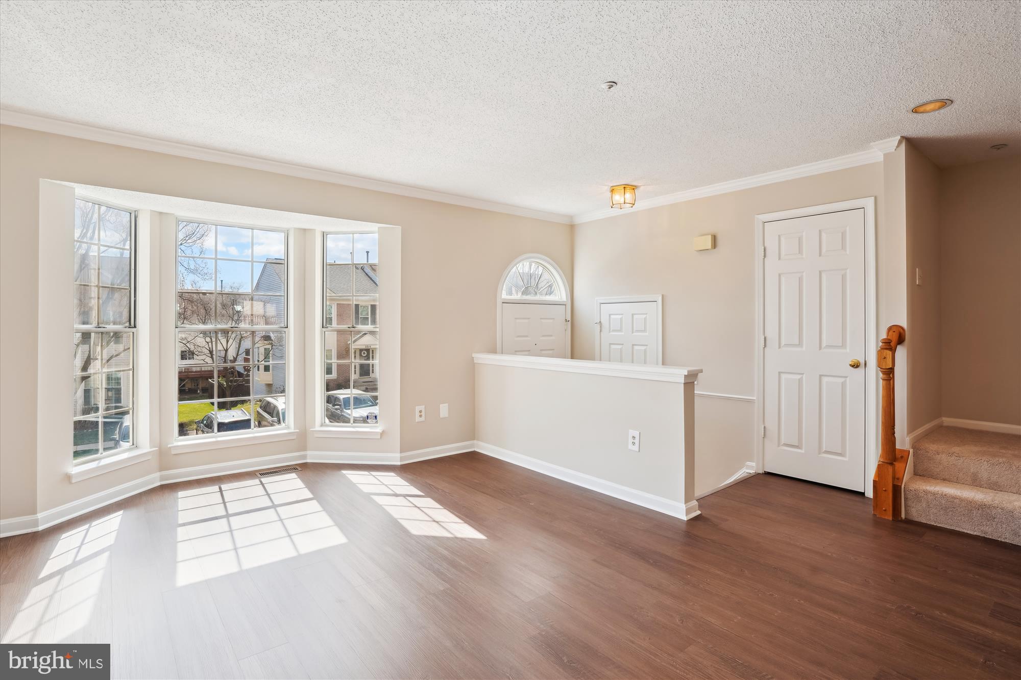 LONGMEAD - Residential