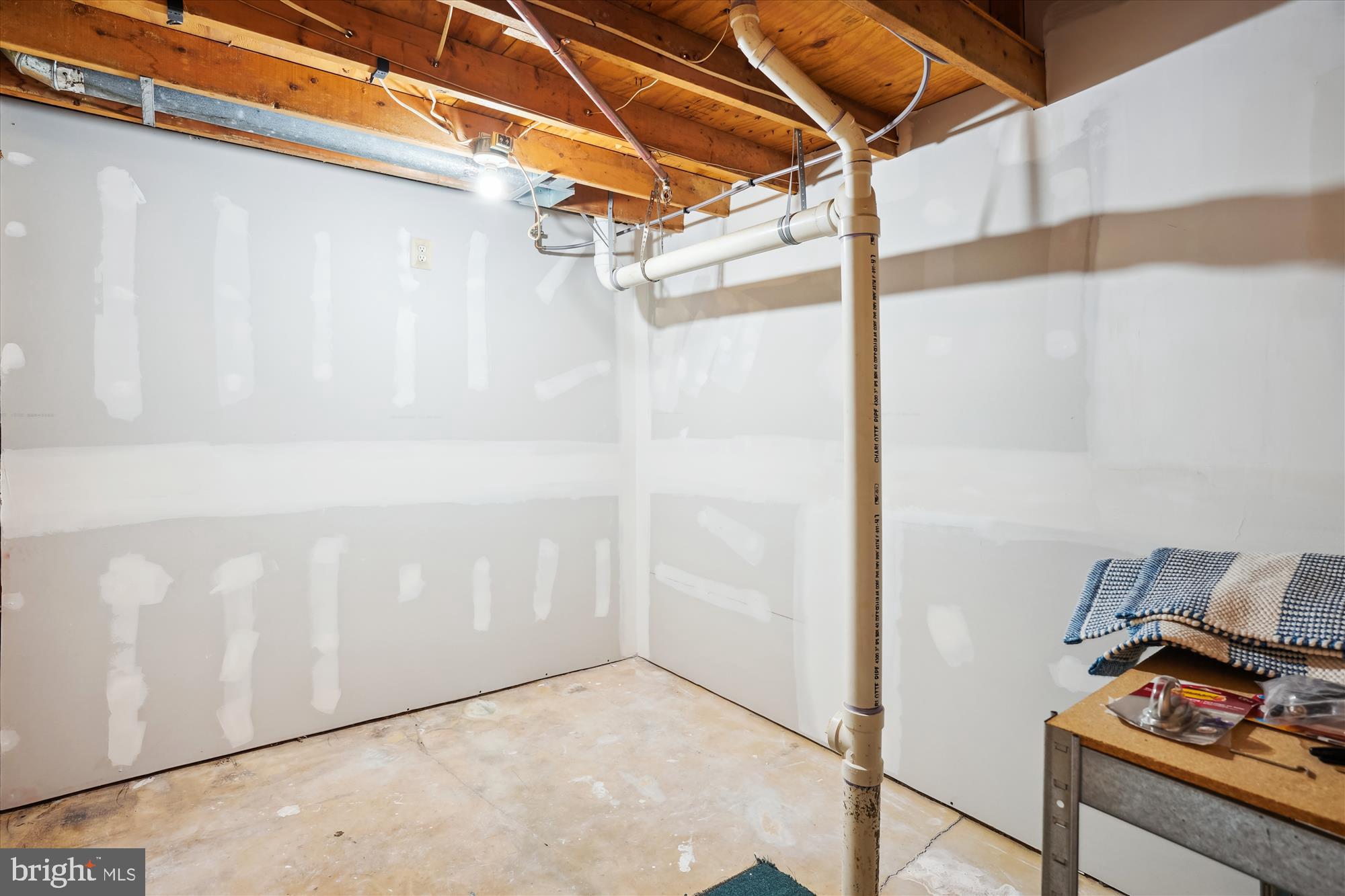 LONGMEAD - Residential