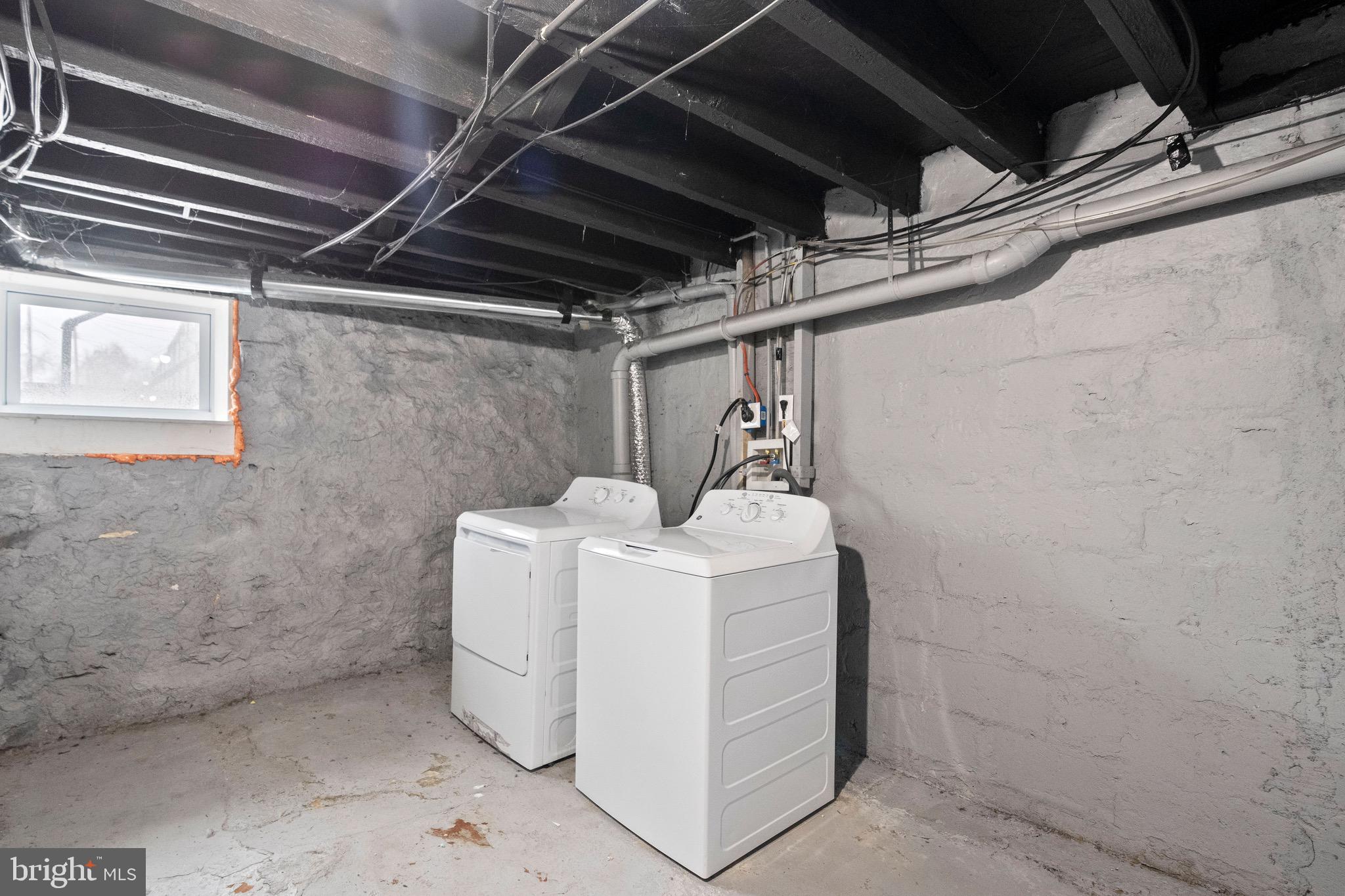 MADISON EASTEND - Residential