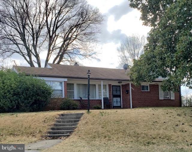 Rambler being sold As-Is. Needs updating. 1 car garage and driveway for off street parking. Corner lot!